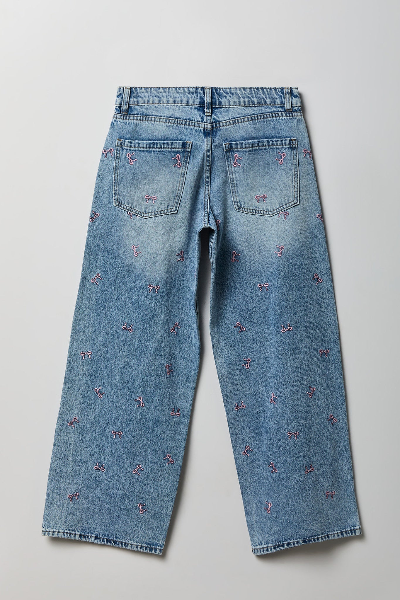 Low Rise Bow Embroidered Baggy Denim Jean