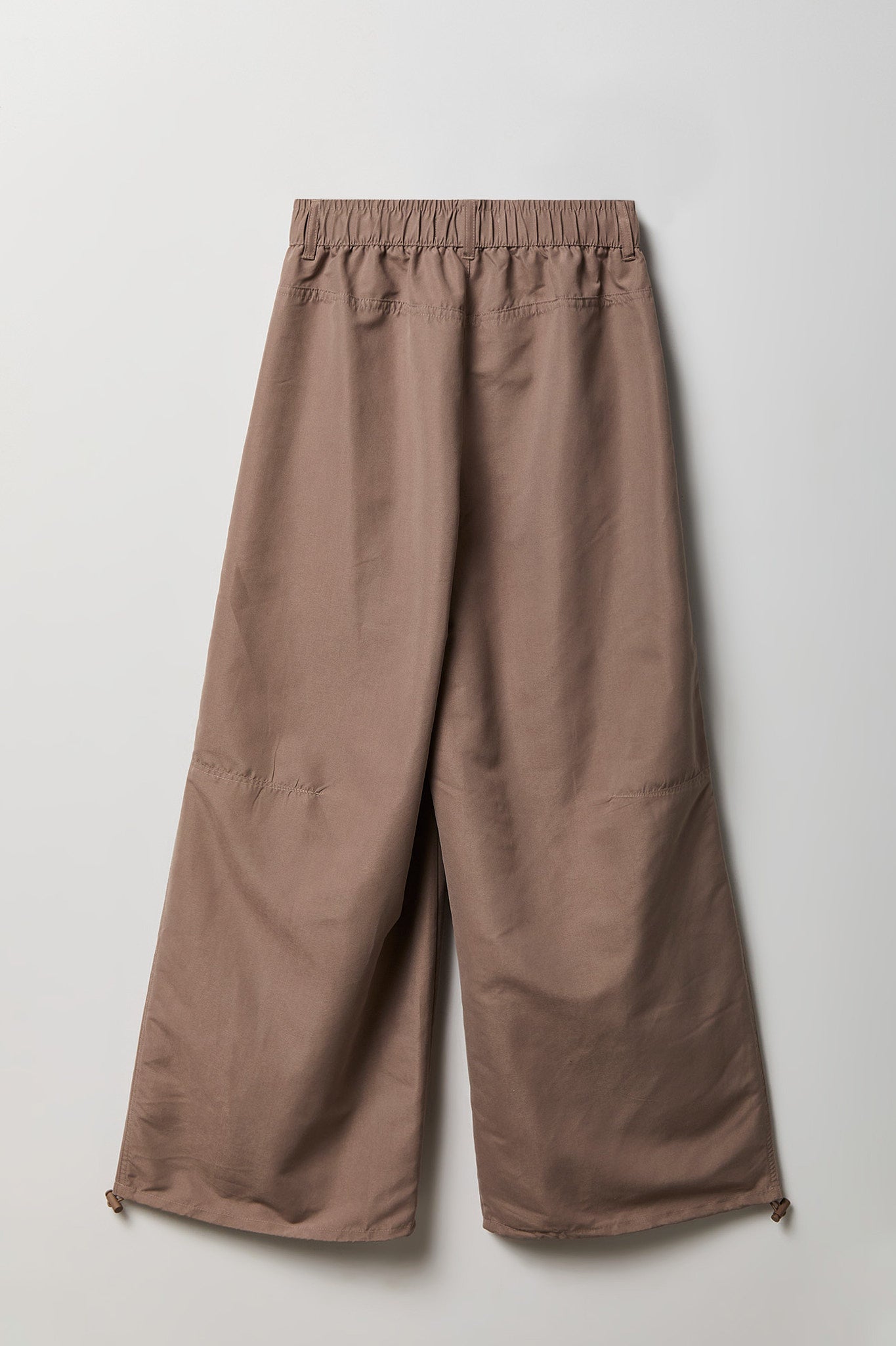 Wide Leg Parachute Pant