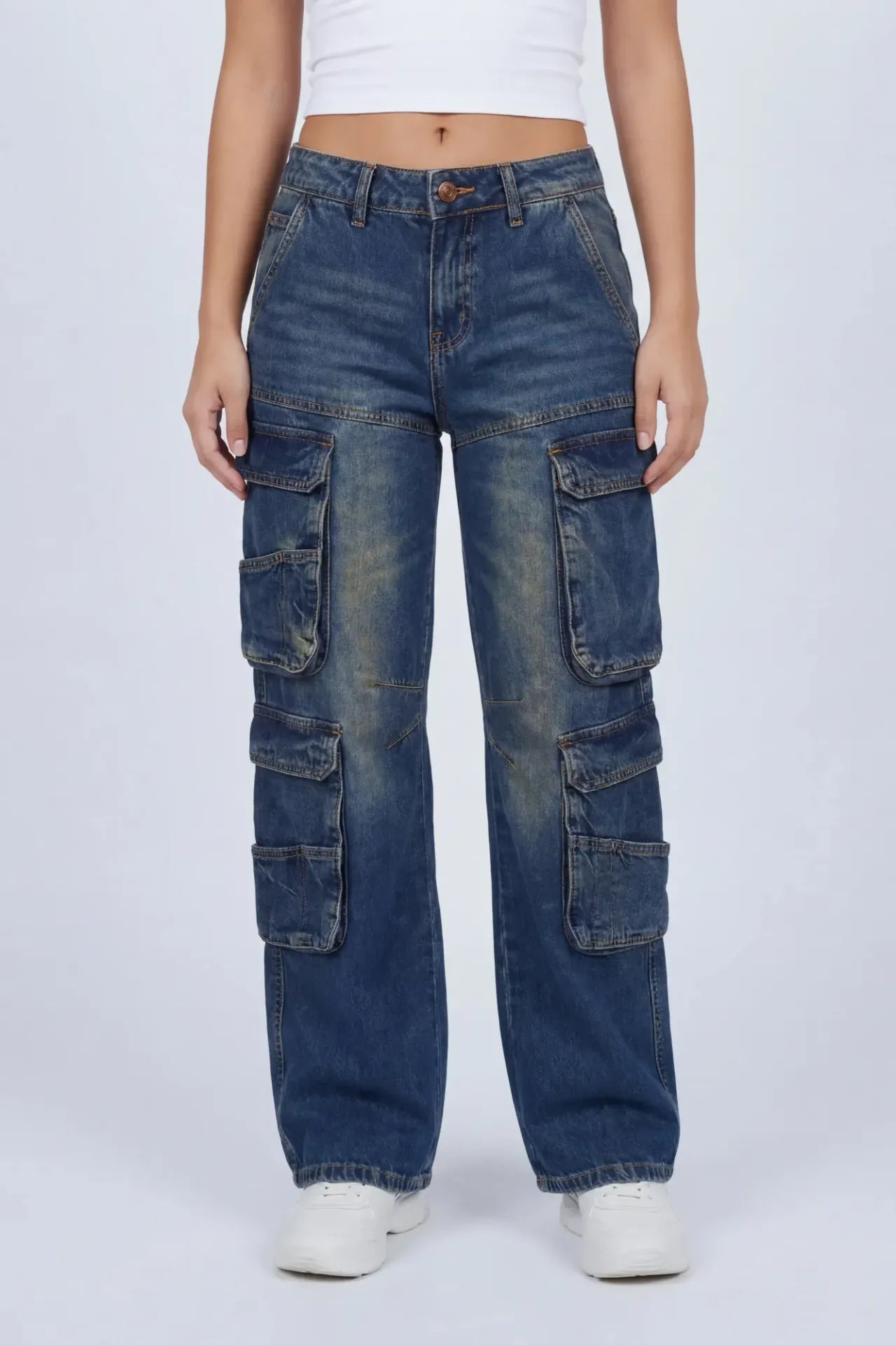 Low Rise Wide Leg Cargo Jean