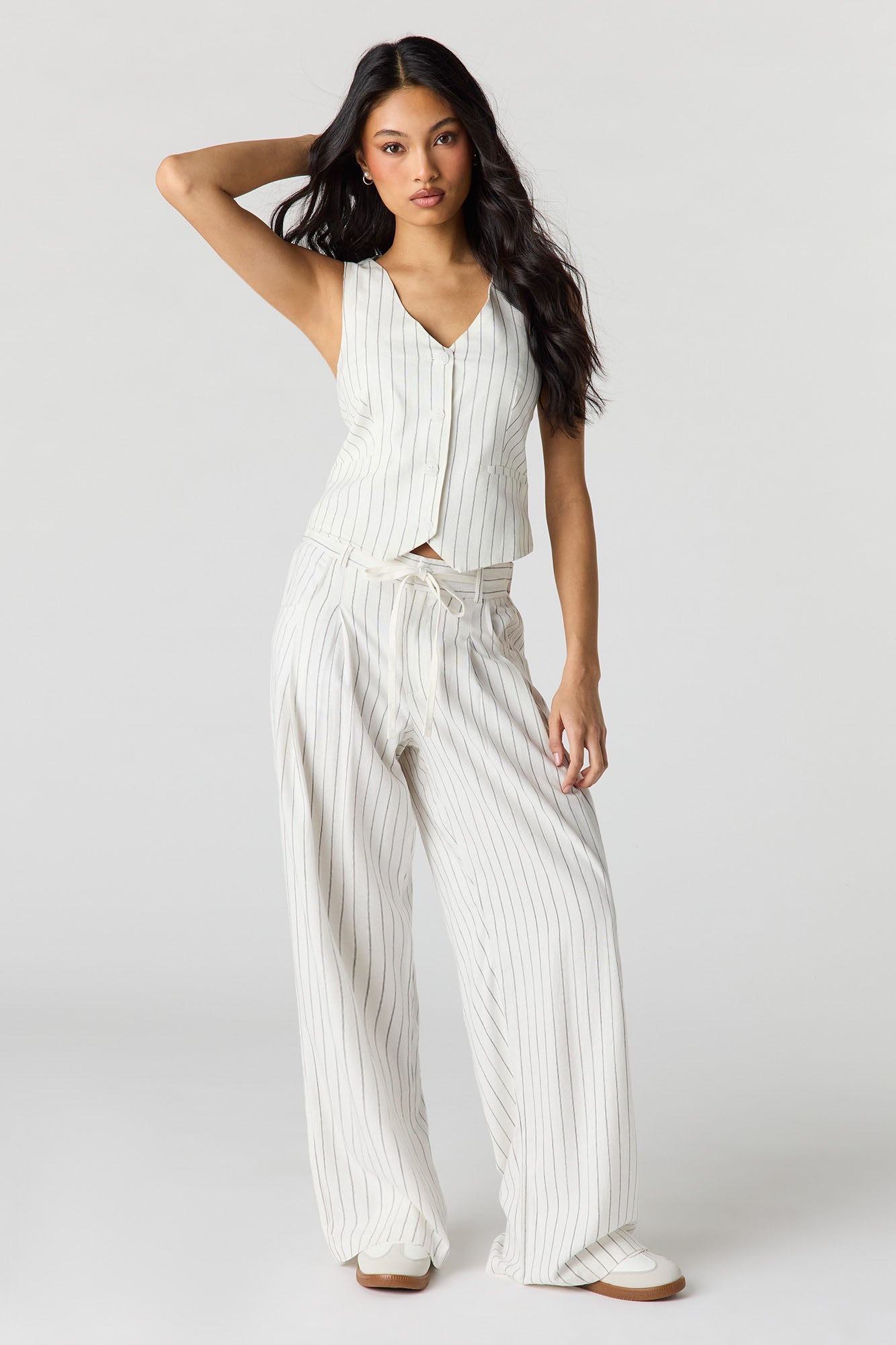 Linen-Blend Drawstring Trouser