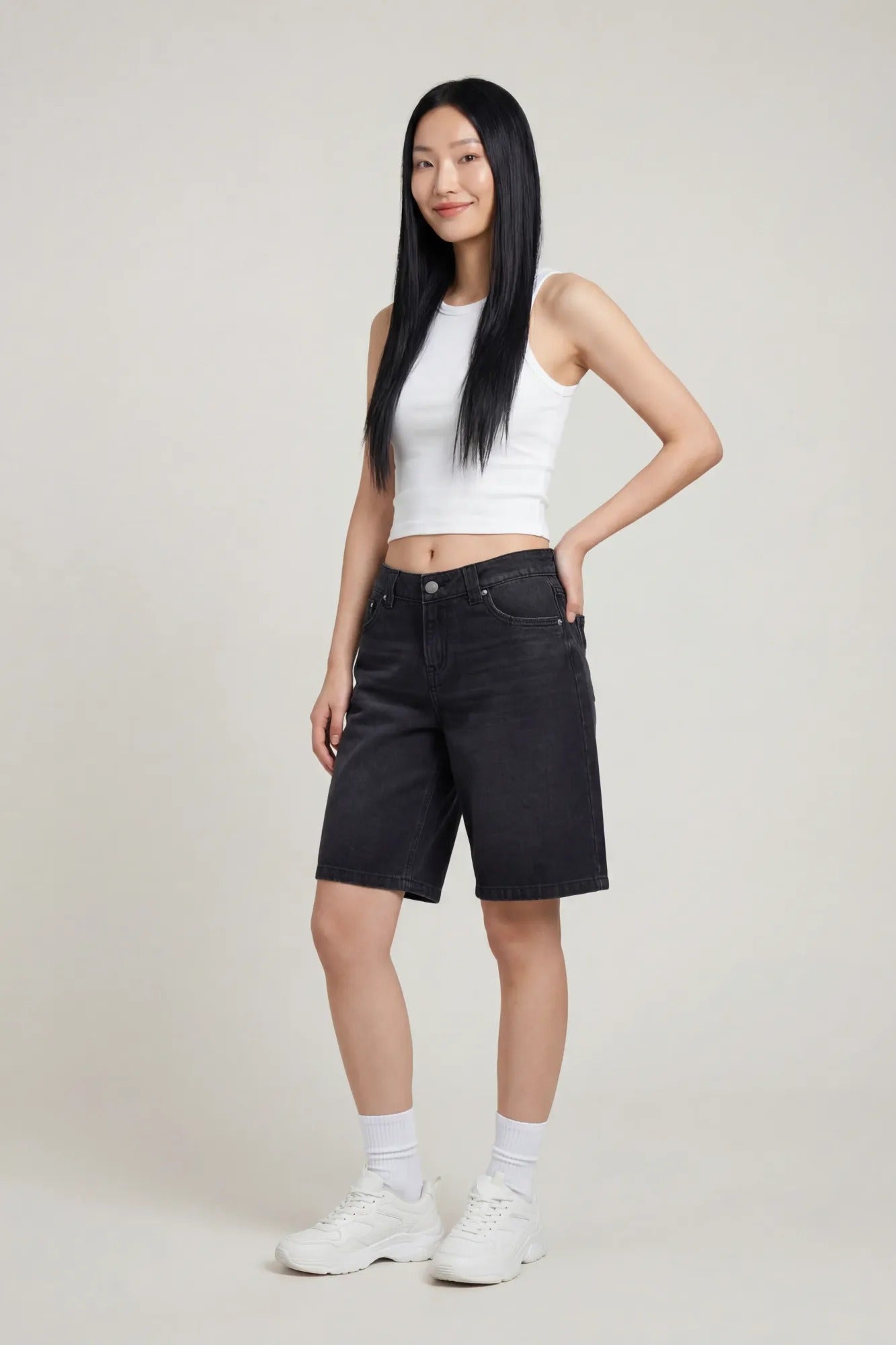 Low Rise Washed Black Jort