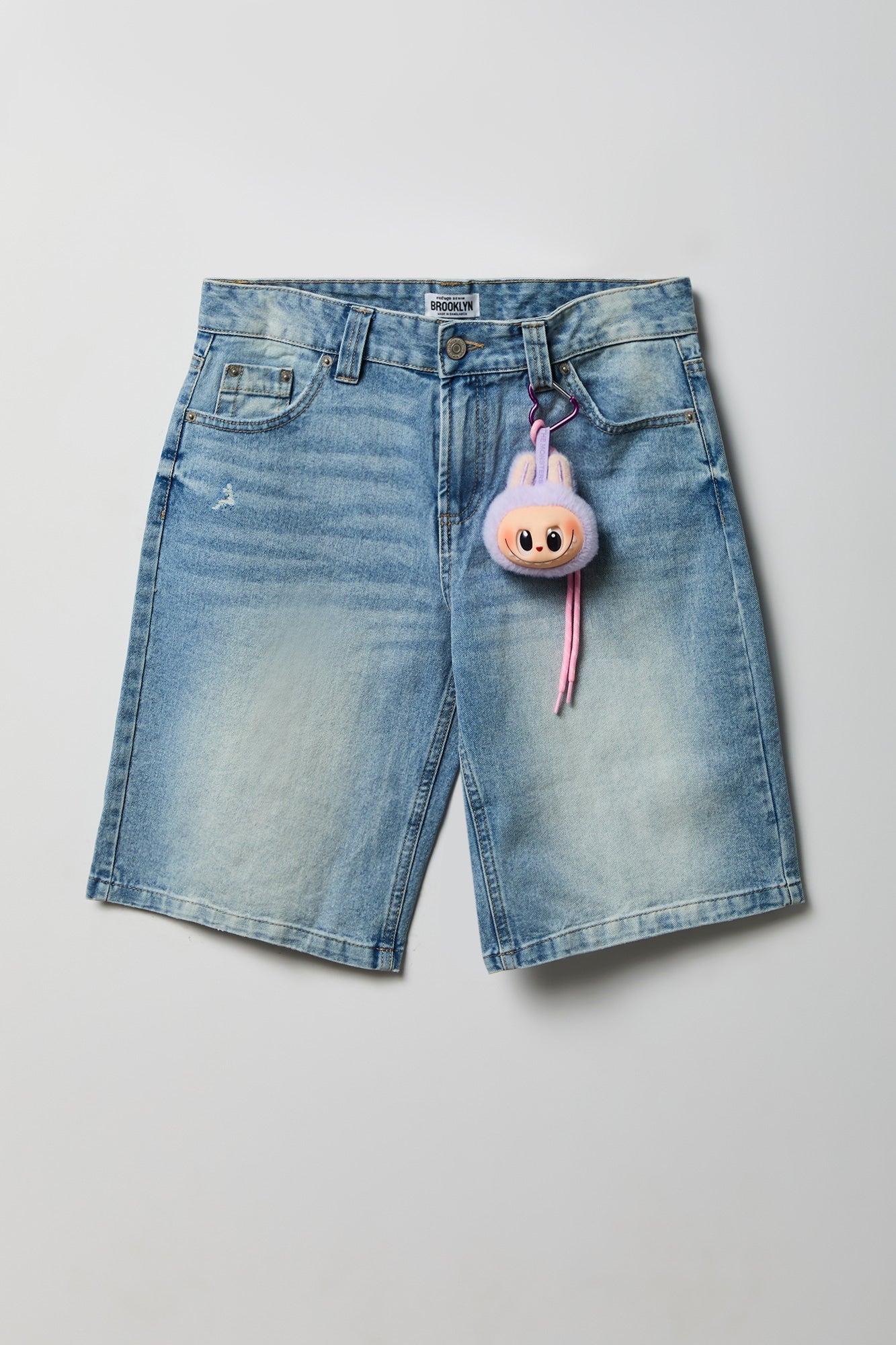 Brooklyn Low Rise Light Jort 11" with LaBeBe Keychain