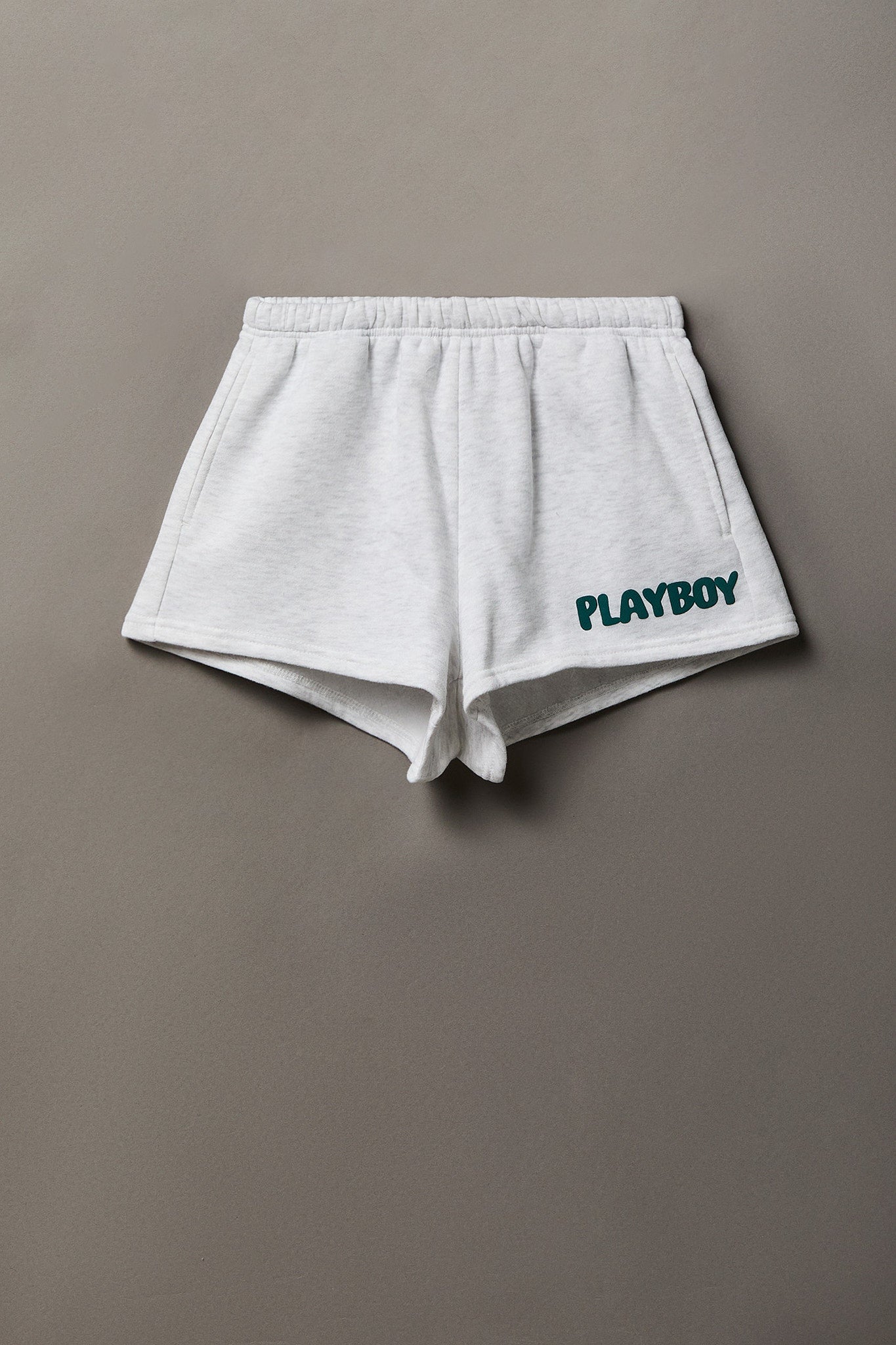 Playboy Graphic Fleece Short 2"