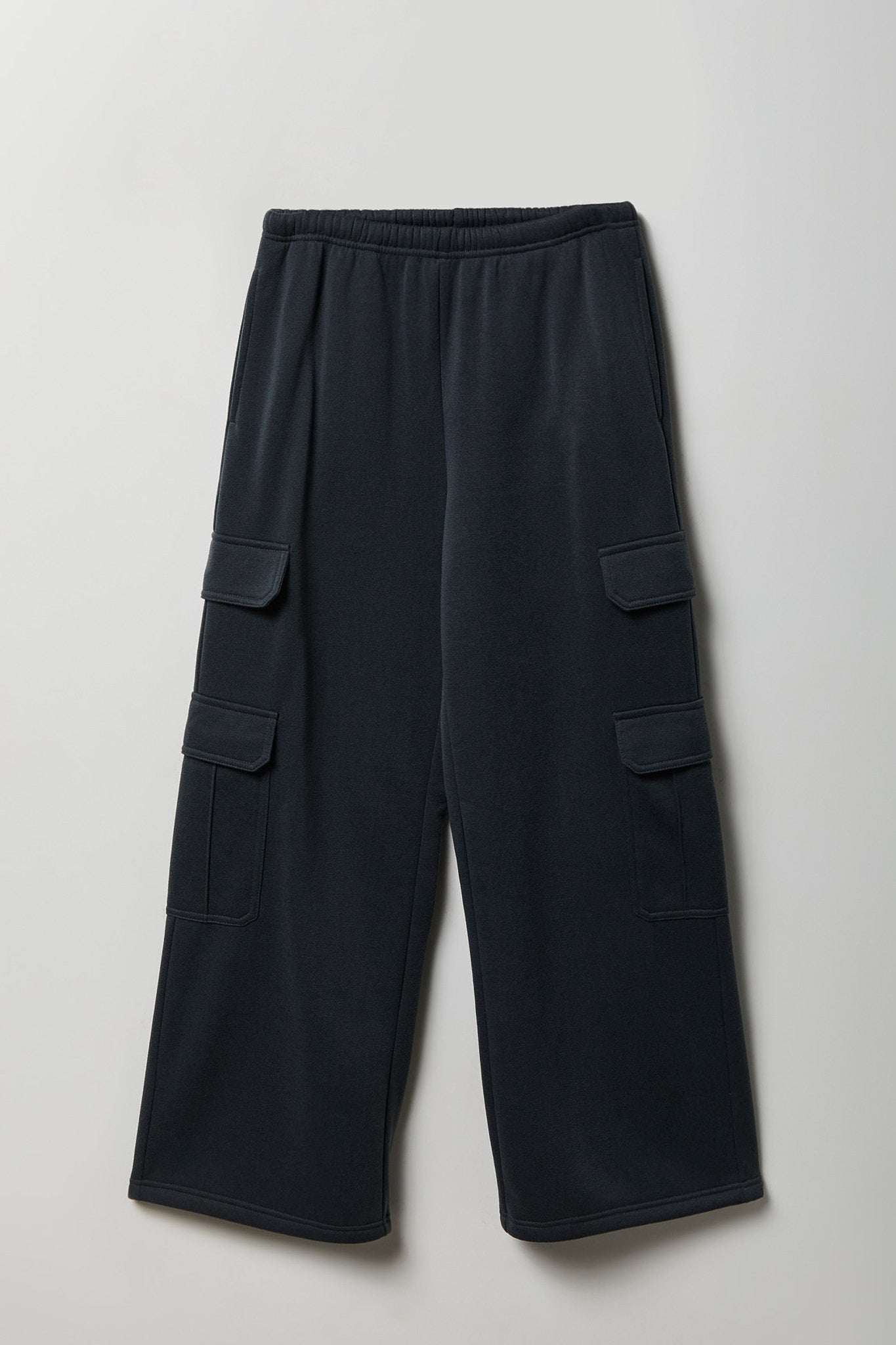 Fleece Ultra Wide Cargo Sweatpant