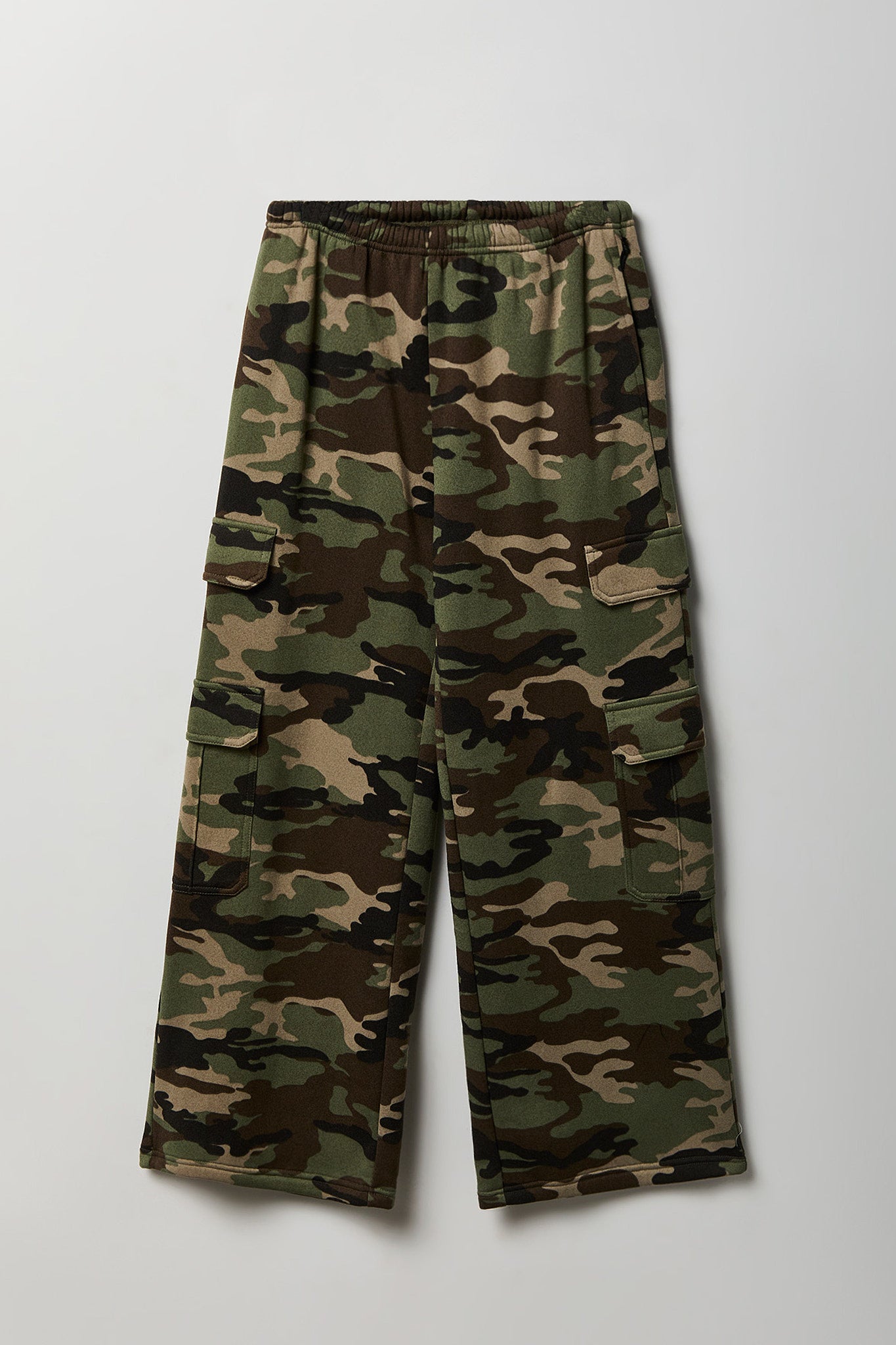 Fleece Ultra Wide Cargo Sweatpant