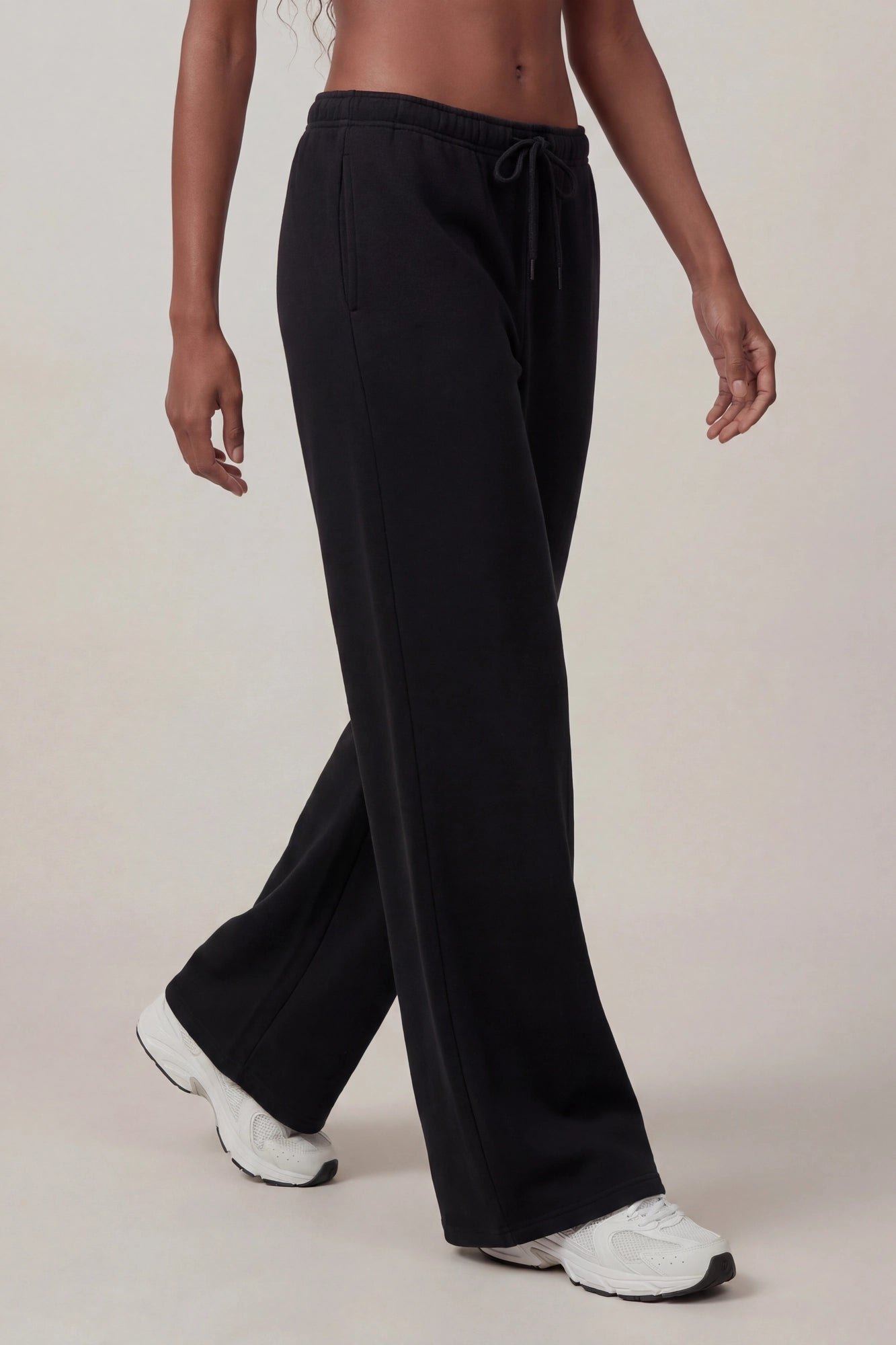 Fleece Low Rise Wide Leg Sweatpant