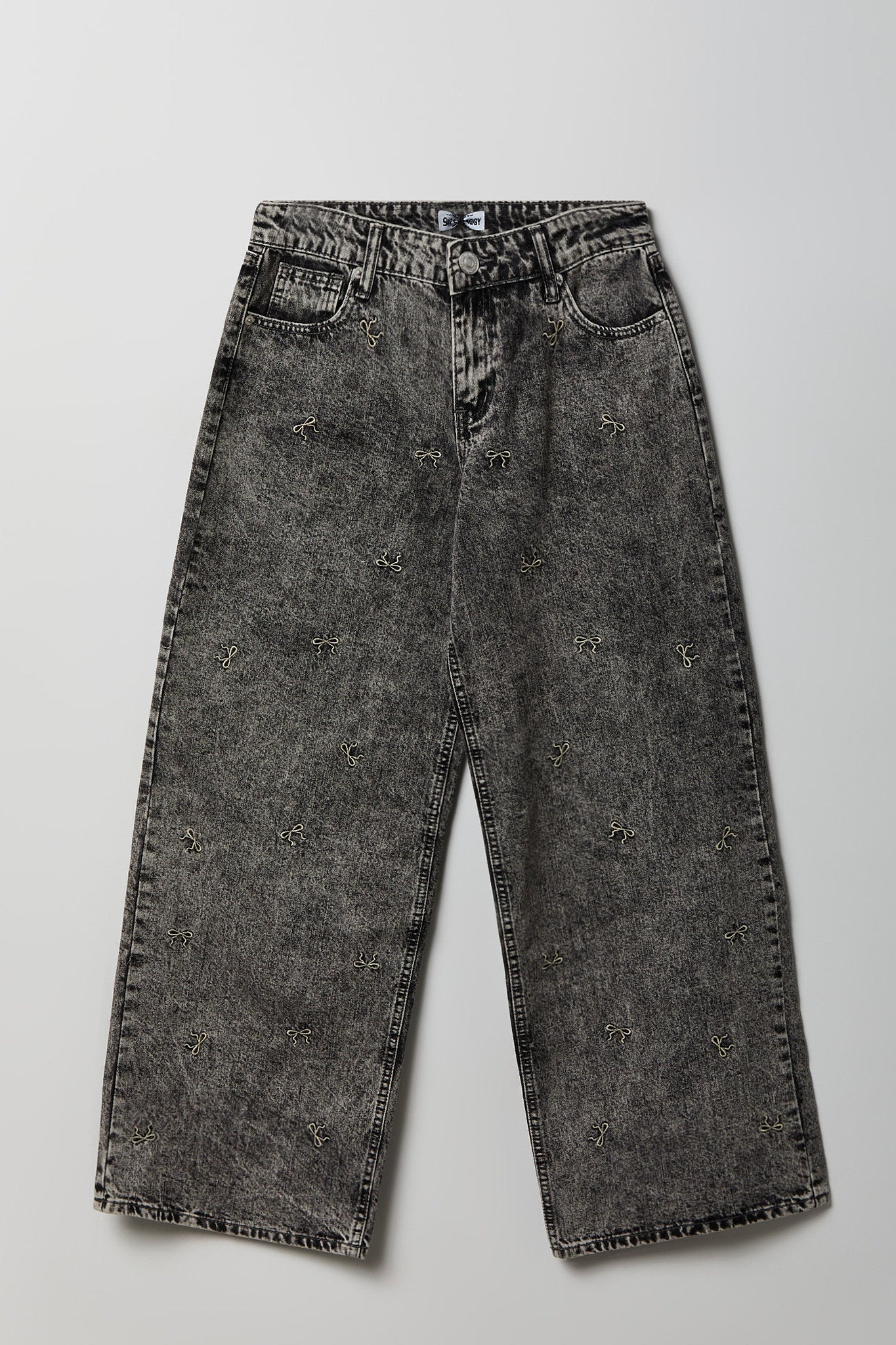 Low Rise Bow Embroidered Baggy Denim Jean