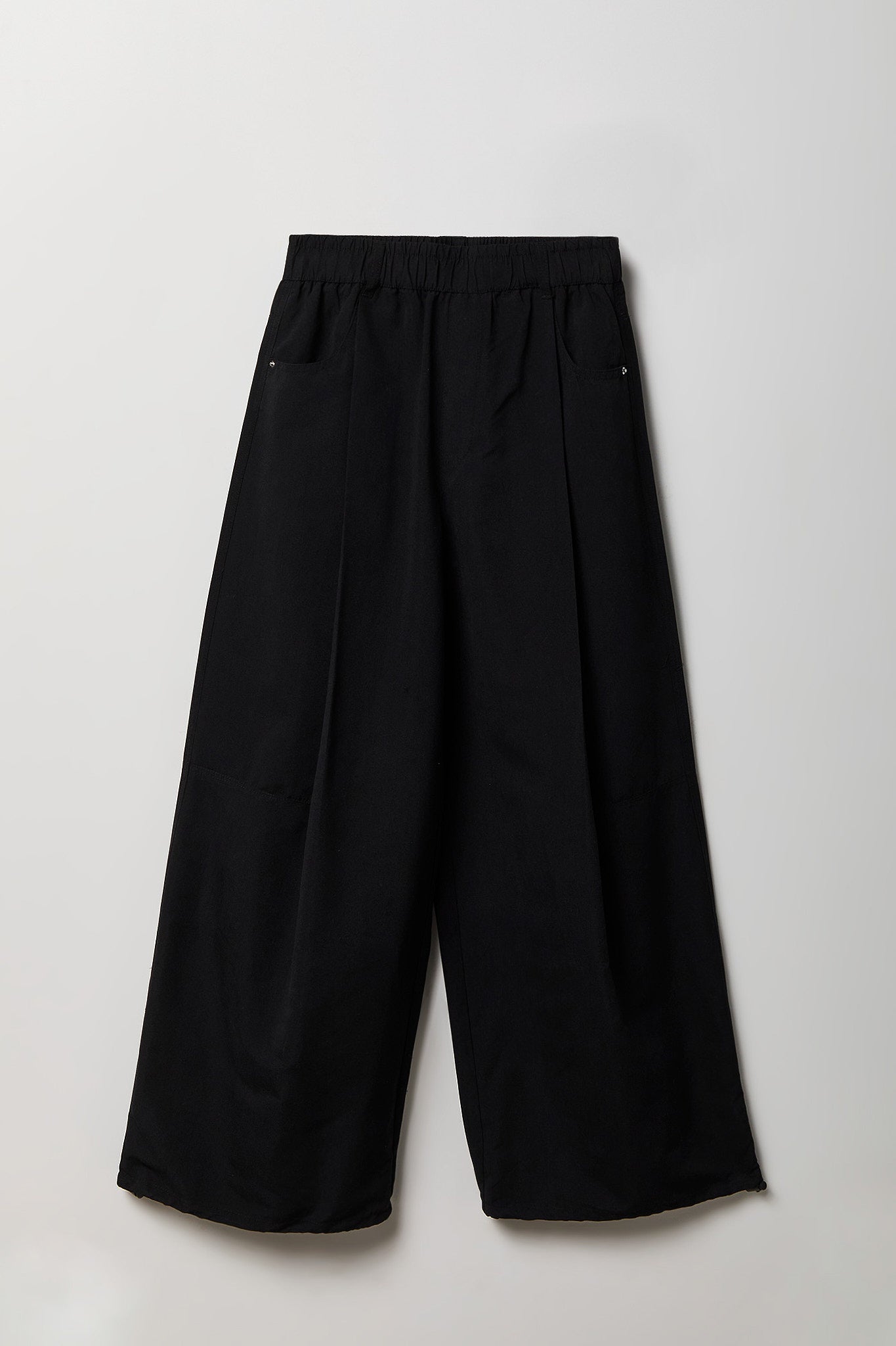 Wide Leg Parachute Pant