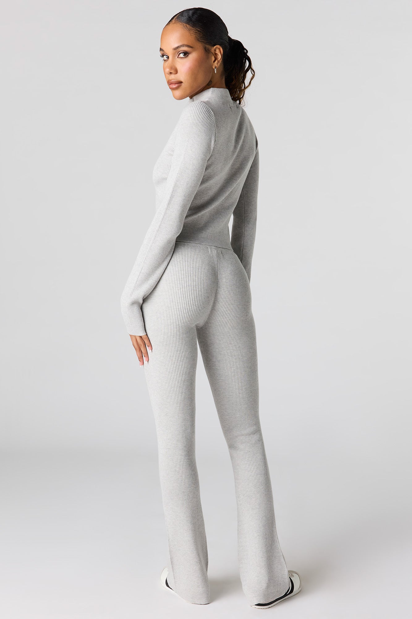Ribbed Flare Pant