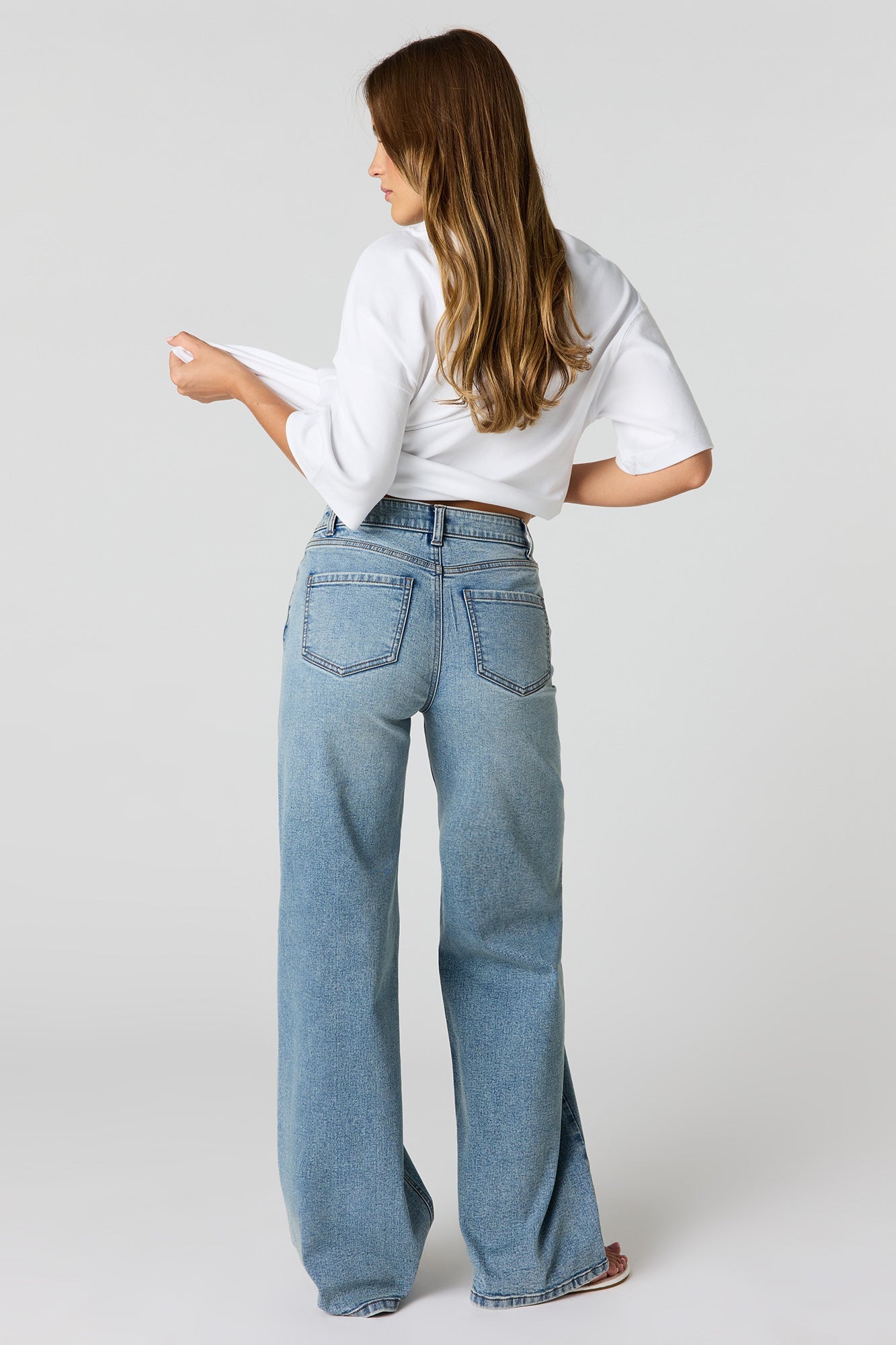 Paris High Rise Medium Wide Jean