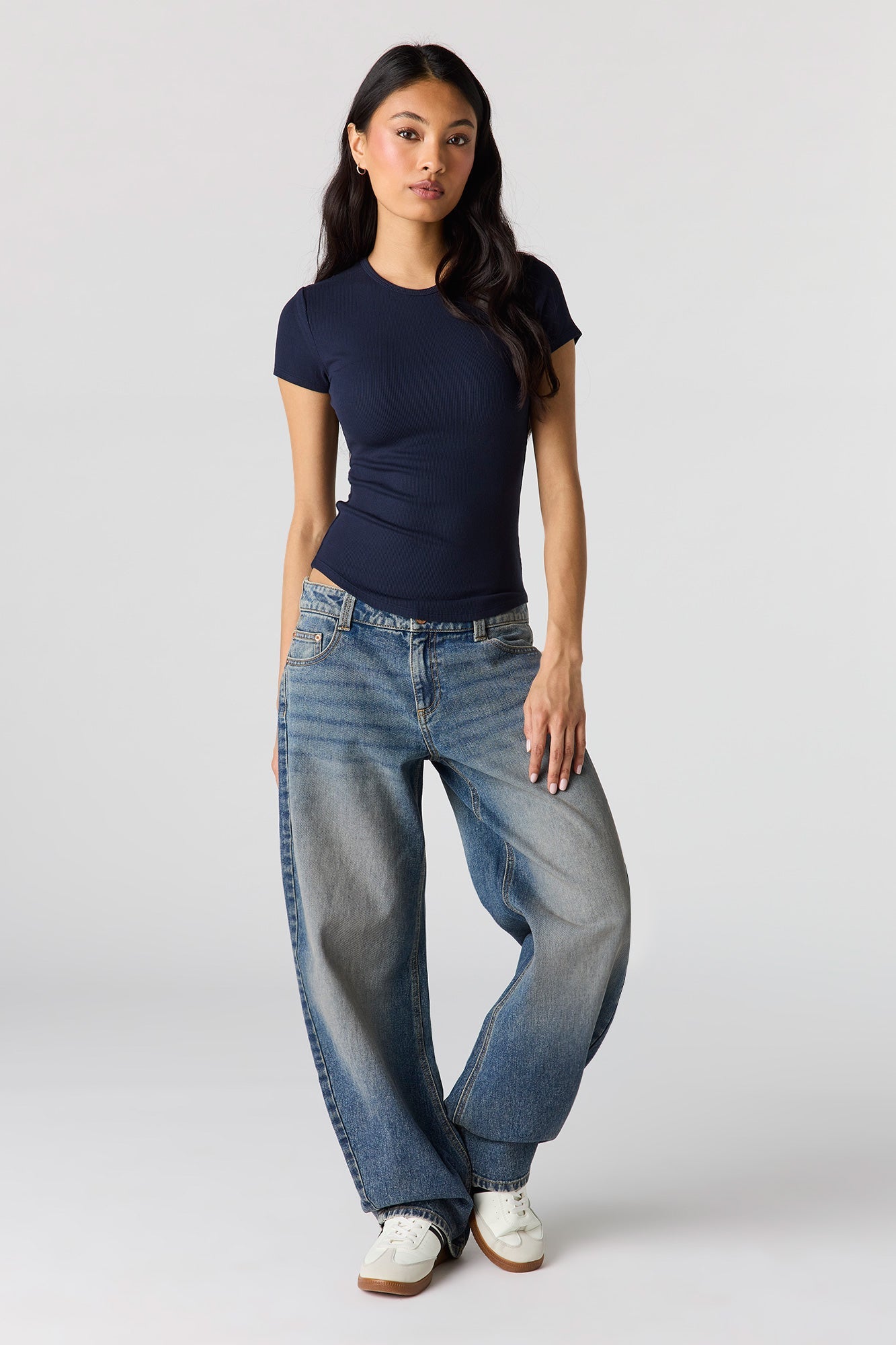 Ribbed Curved Hem T-Shirt