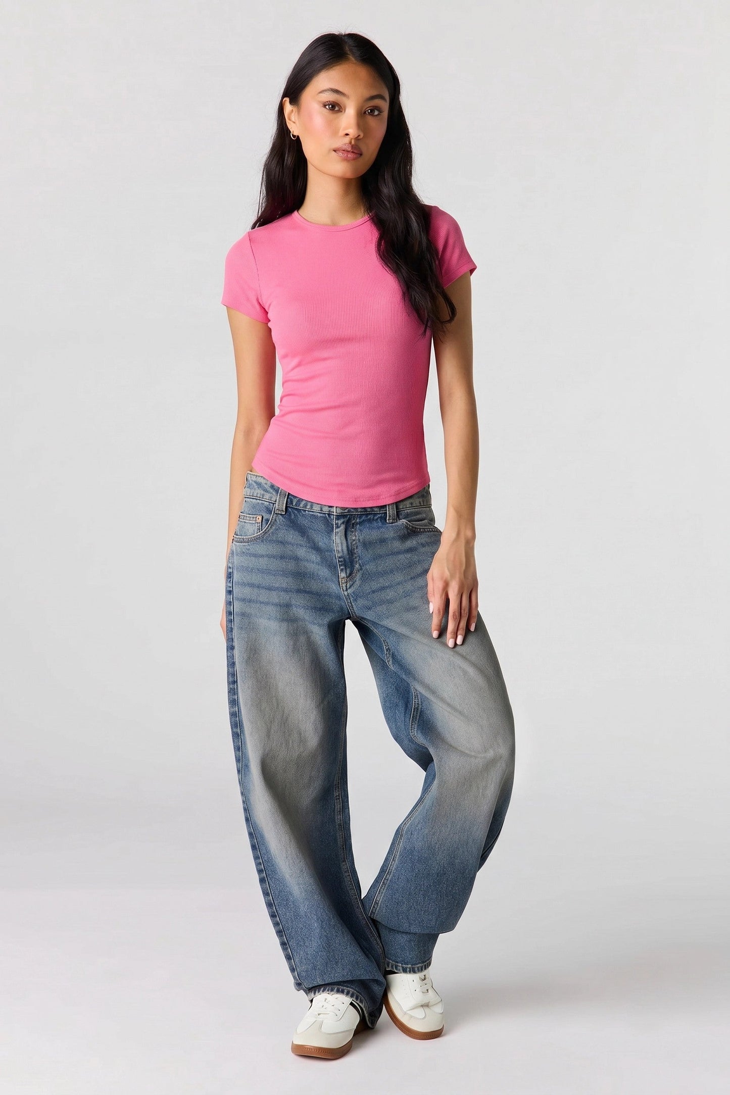 Ribbed Curved Hem T-Shirt