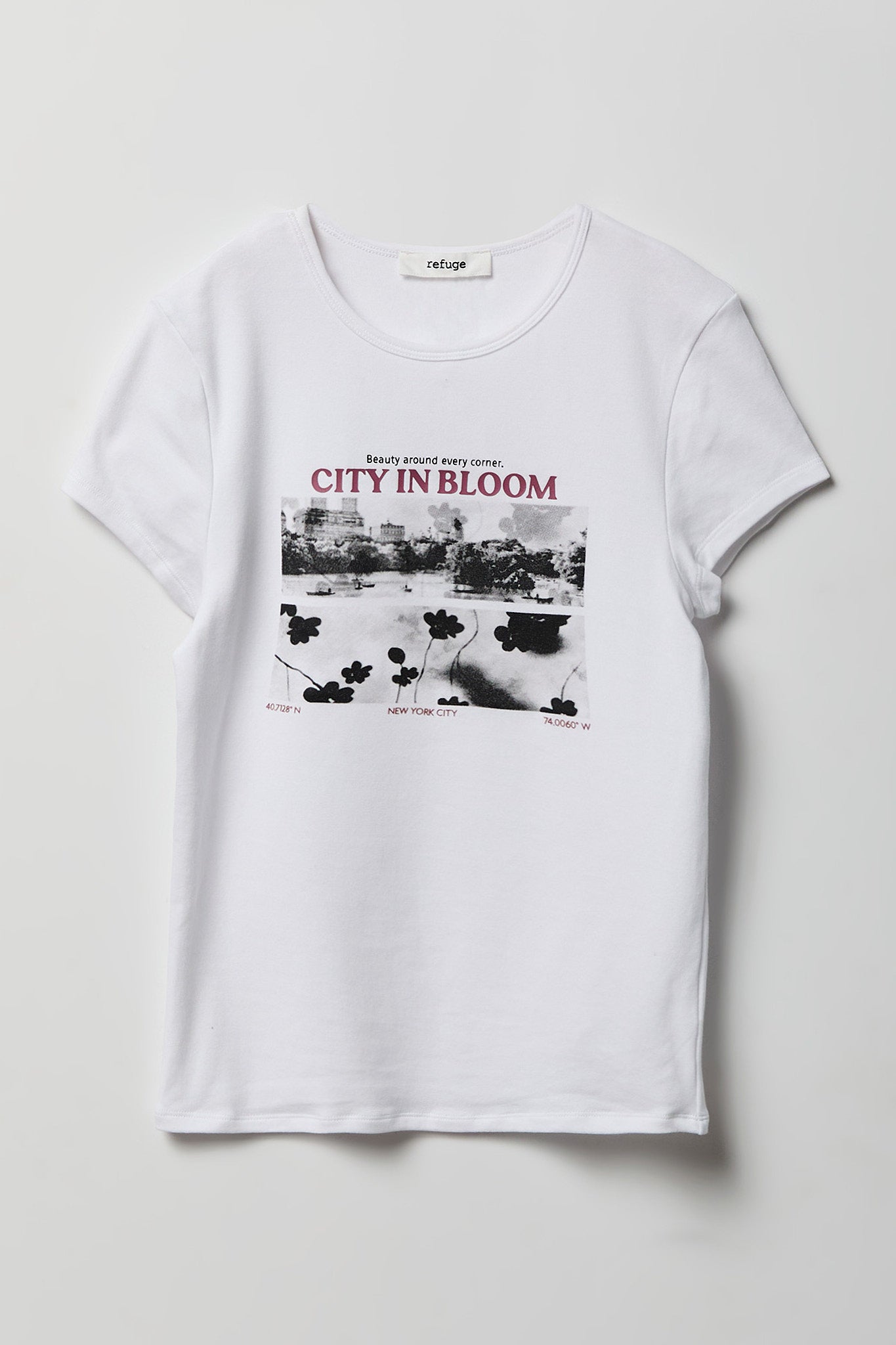 Fitted Graphic T-Shirt