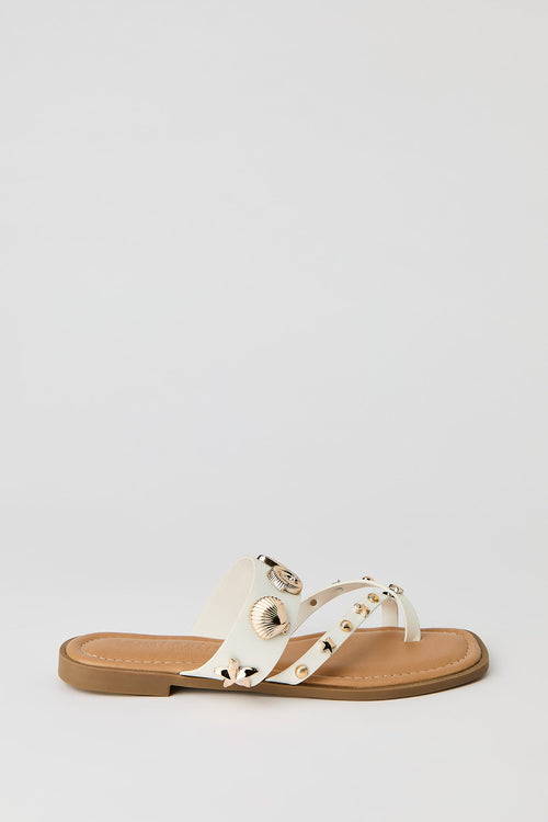 Shell Charm Toe Loop Sandal