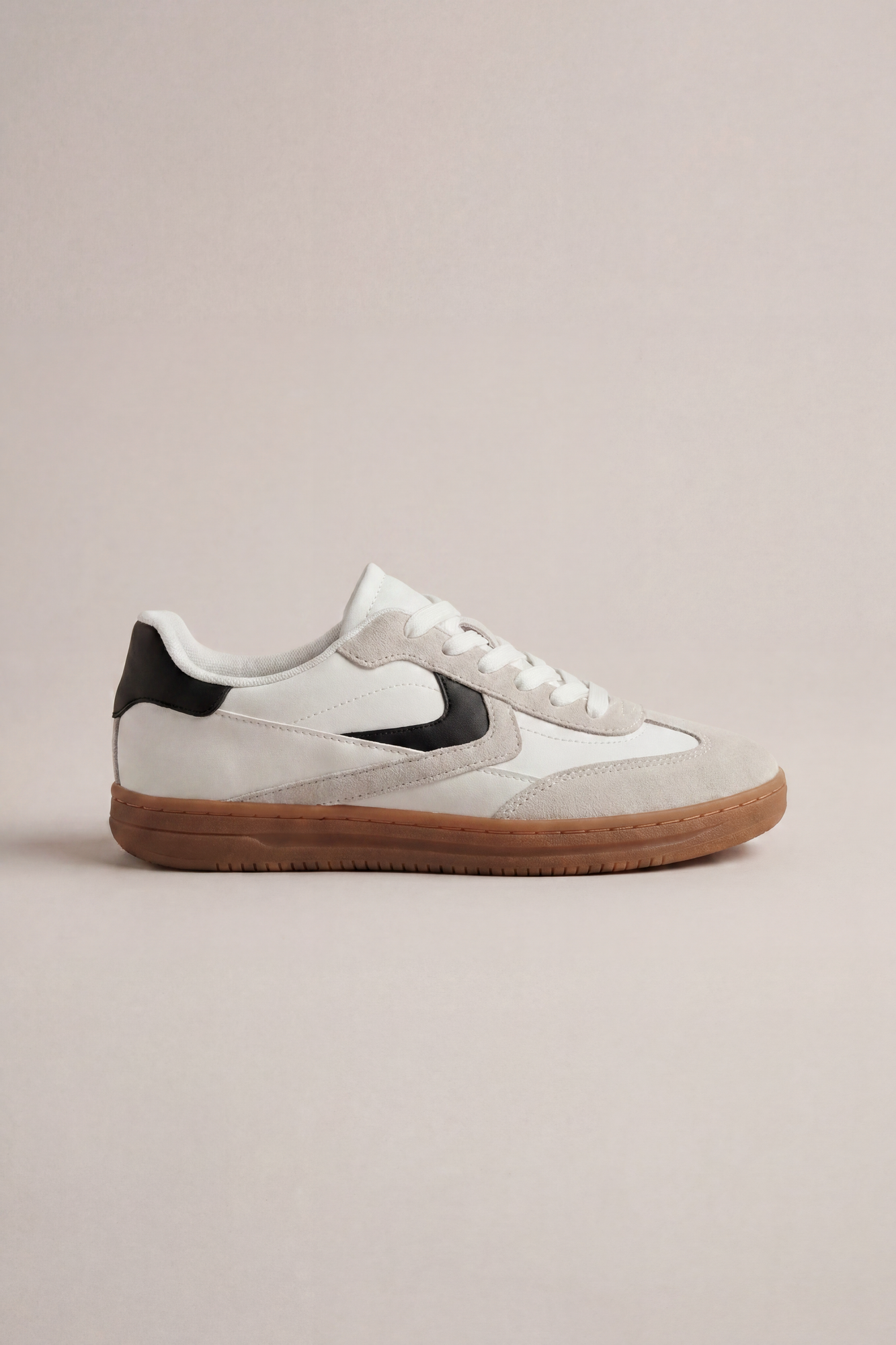 Retro Sneaker