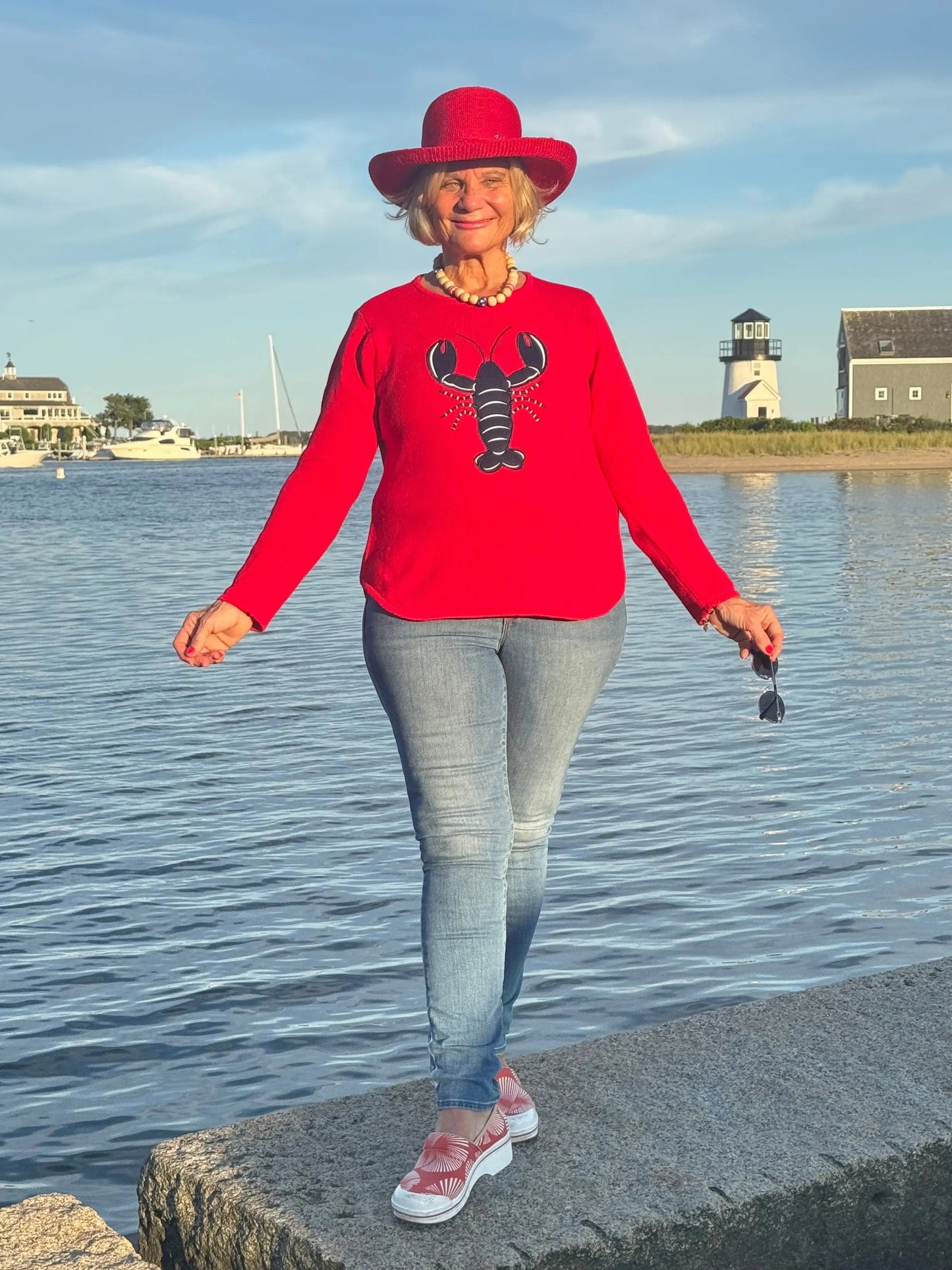 RED LOBSTER SWEATER