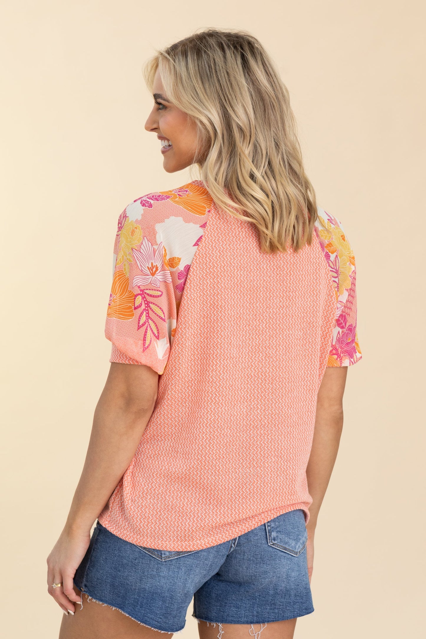 Coral Textured Floral Puff Sleeve Knit Top