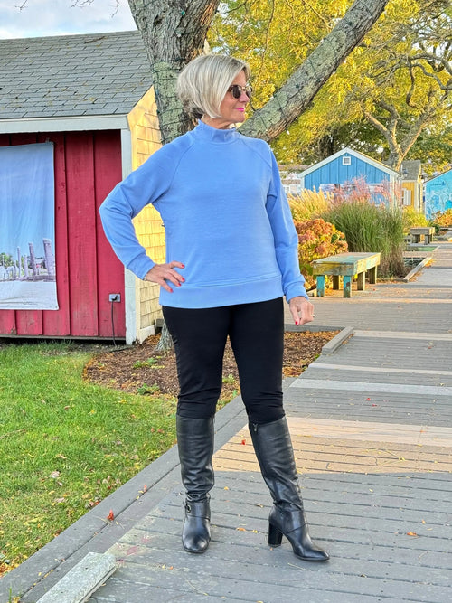 MOCK NECK CLEAR PERI TOP