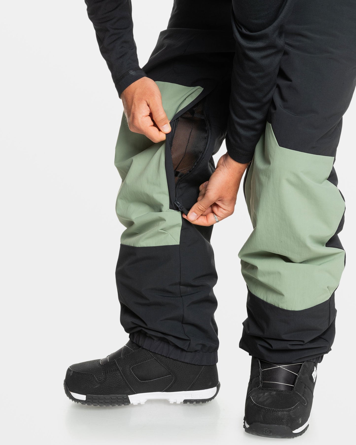 Fly High Bib Snow Pants - Black