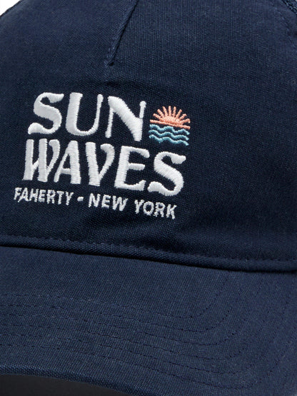 New York Retro Sun And Waves Trucker - Navy Navy