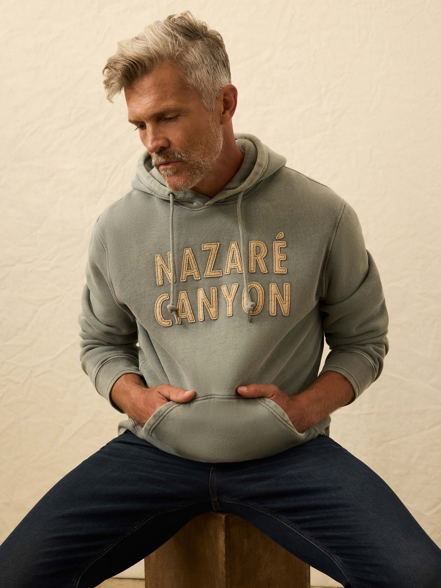 Winter Swell Popover Hoodie - Charcoal Canyon