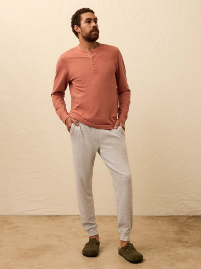 Legend™ Sweatpant - Light Heather Grey