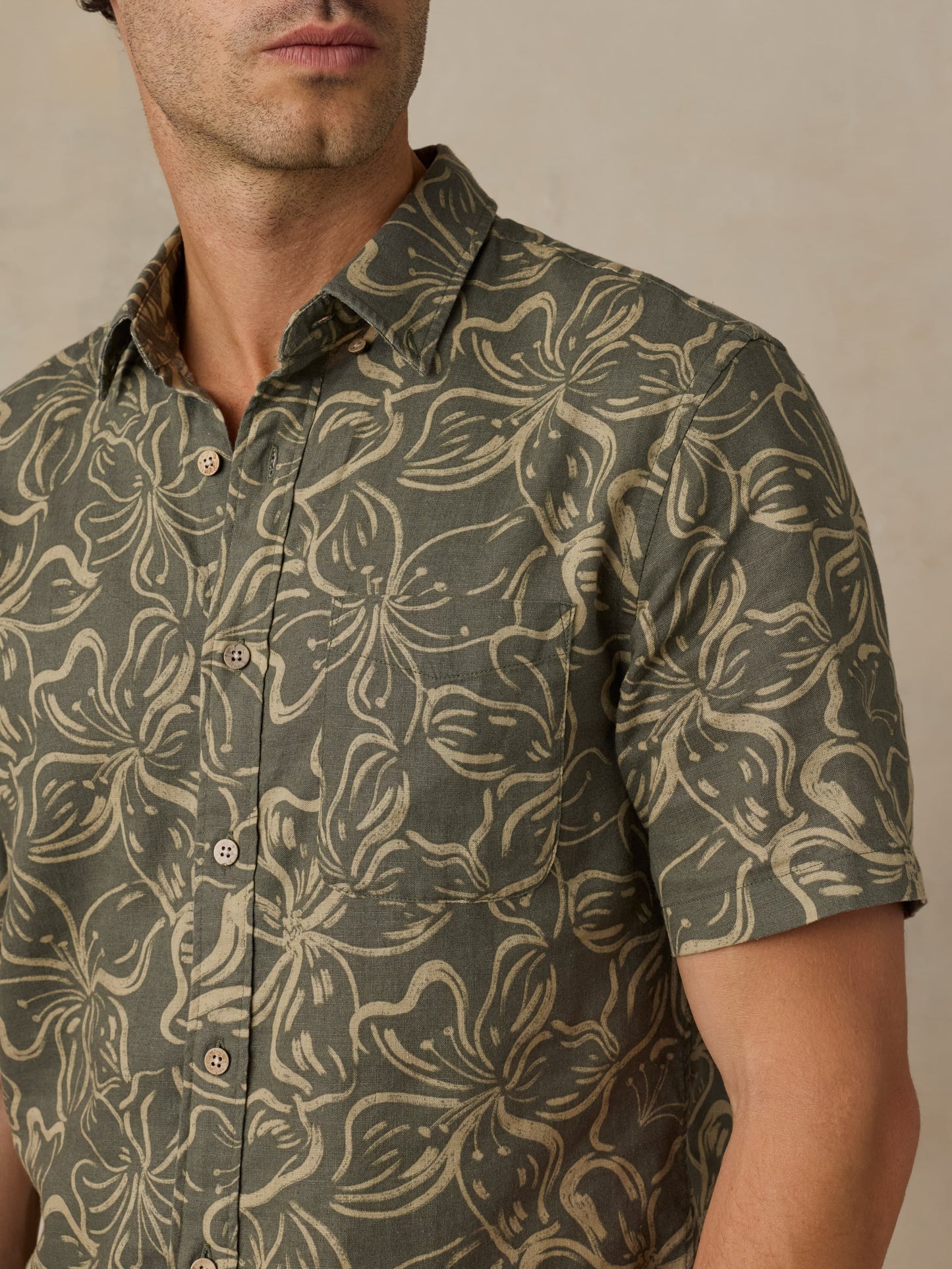 Short-Sleeve Breeze Shirt - Light Pine Blossom