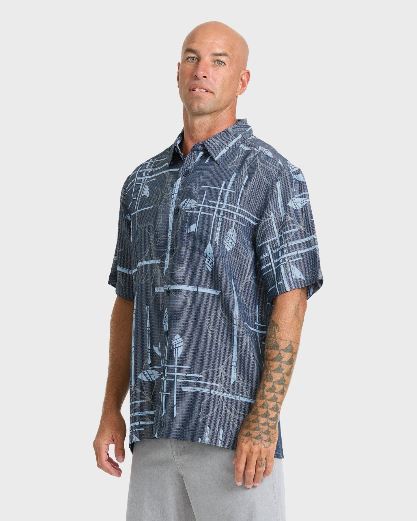 Waterman Paddle Out Short Sleeve Woven Shirt - Navy Blazer