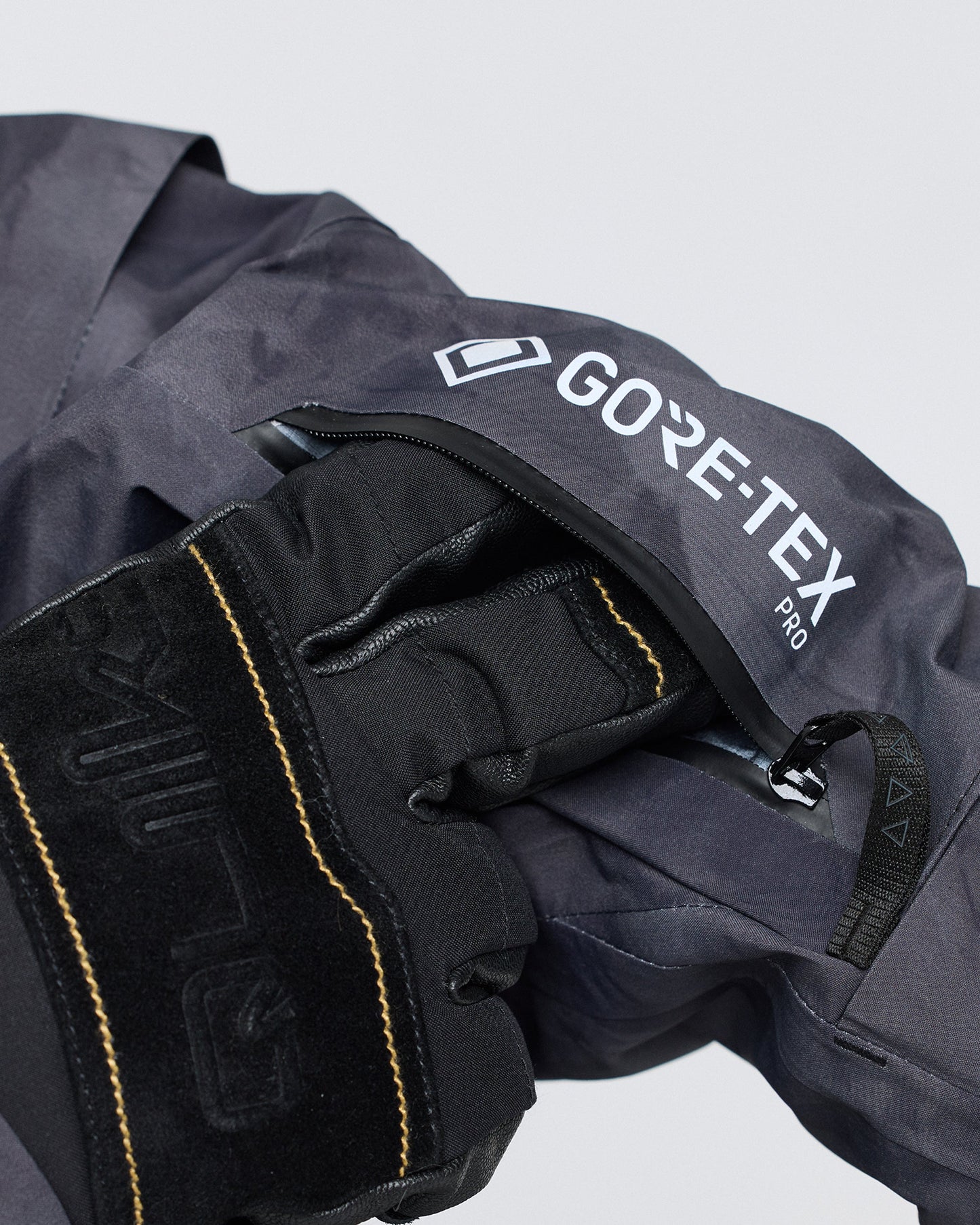 Travis Rice 3L Gore-Tex Pro Snow Jacket - Black Piper