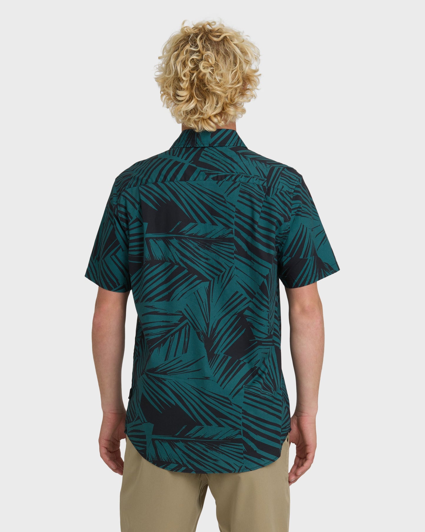 Aruba Palm Classic Stretch Short Sleeve Shirt - Mediterranea