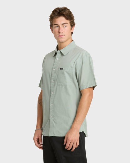 Shore Break Classic Short Sleeve Woven Button-Up Shirt - Iceberg Green