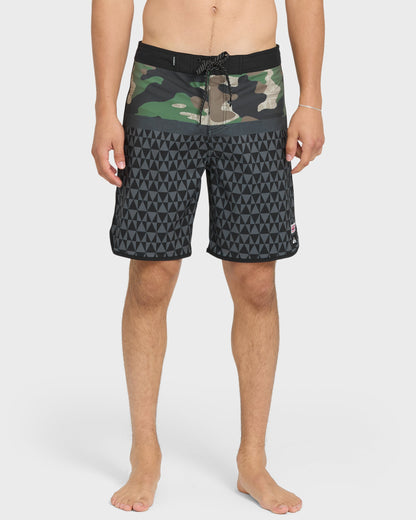 Surfsilk Hawaii Blockchild 19" Boardshorts - Camo