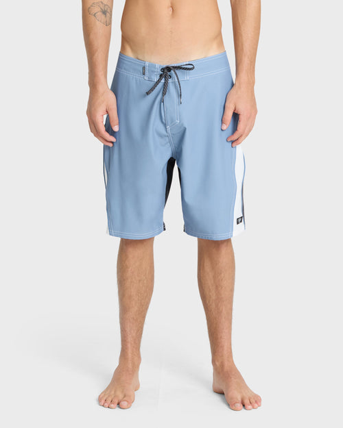 Mercury Gravity 21" Boardshorts - Infinity