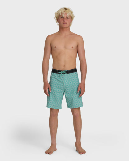 Ocean Mayhem 19" Boardshorts - Aqua
