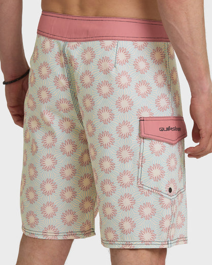 Ocean Mayhem 19" Boardshorts - Bone White