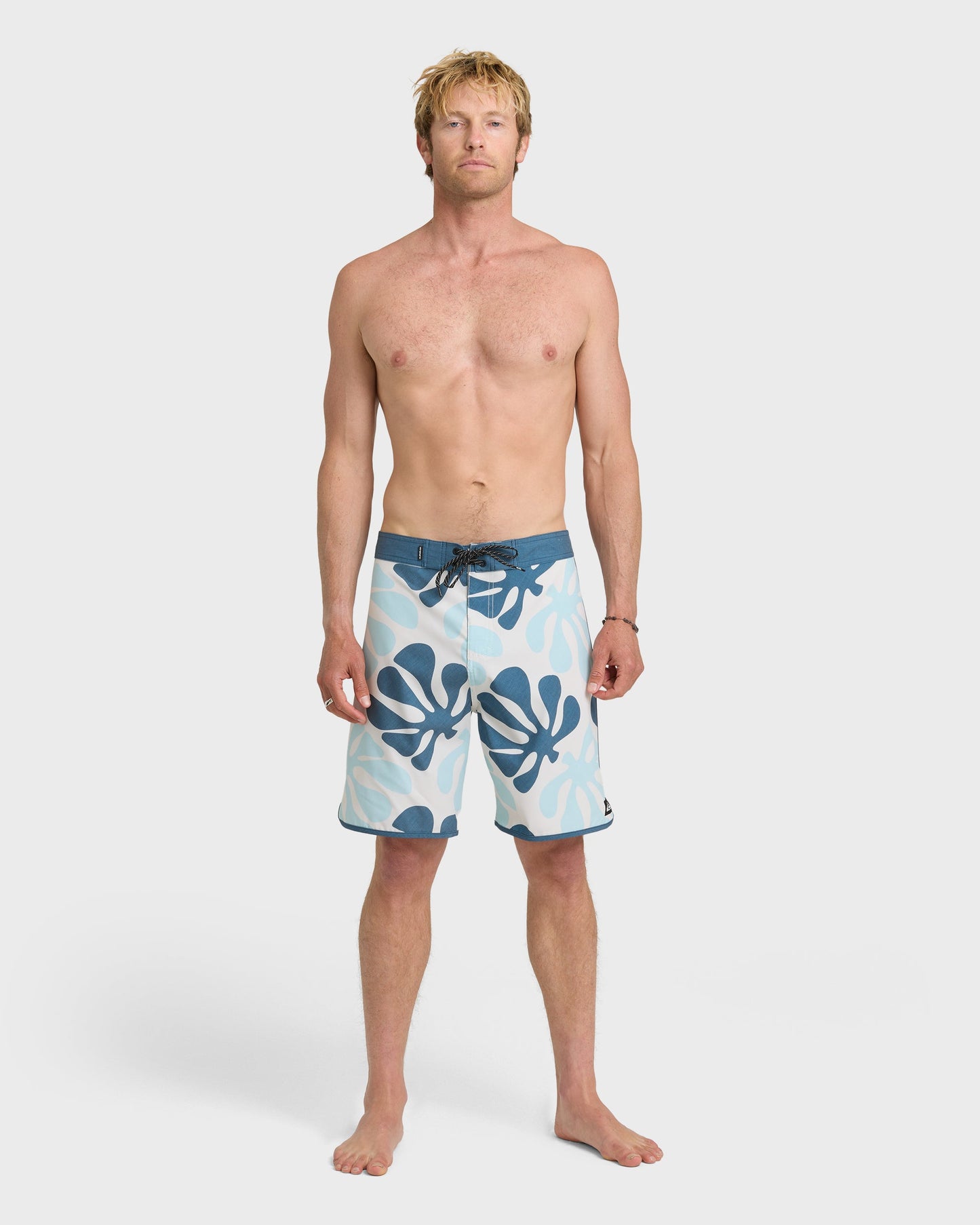 SurfSilk Sol Tiles Scallop 19" Boardshorts - Bone White