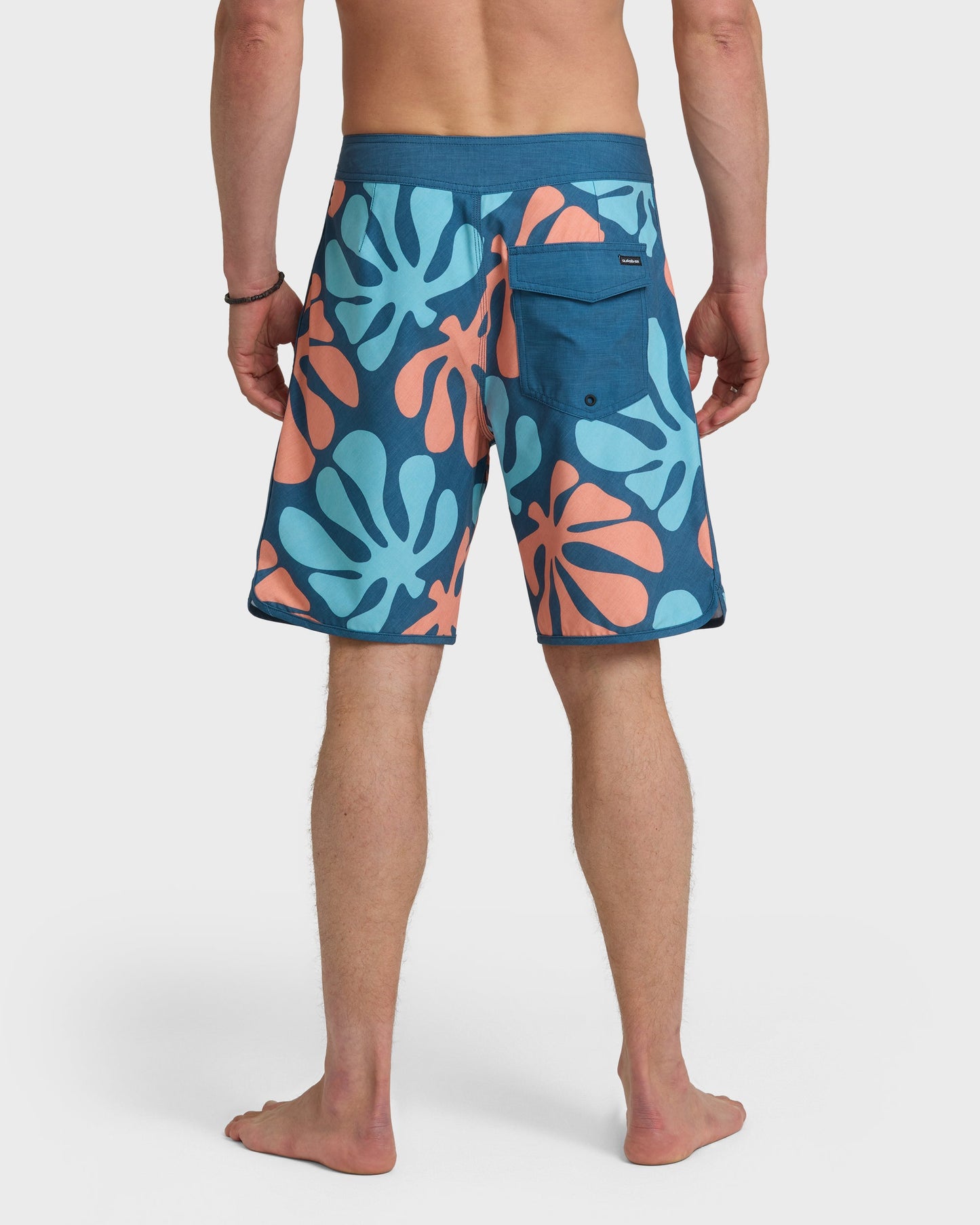 SurfSilk Sol Tiles Scallop 19" Boardshorts - Dark Denim