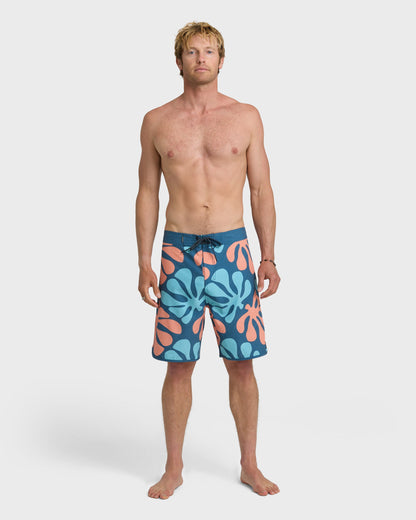SurfSilk Sol Tiles Scallop 19" Boardshorts - Dark Denim