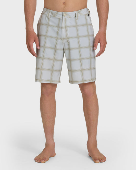Union Print Amphibian 20" Hybrid Shorts - Bone White