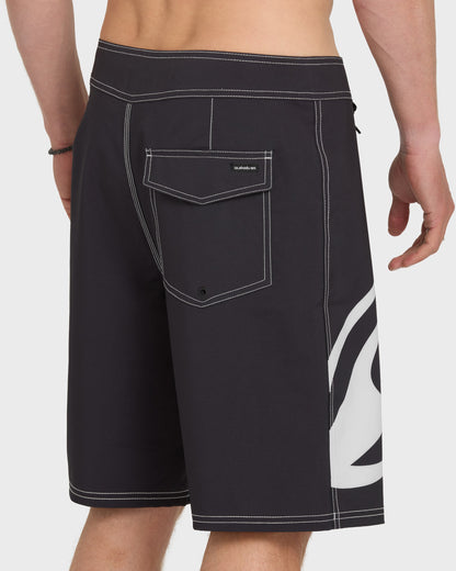Young Guns Saturn Boss 21" Boardshorts - Black