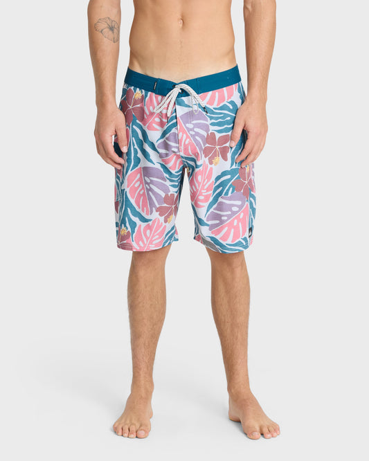 Forest Peak 20" Boardshorts - Blue Coral