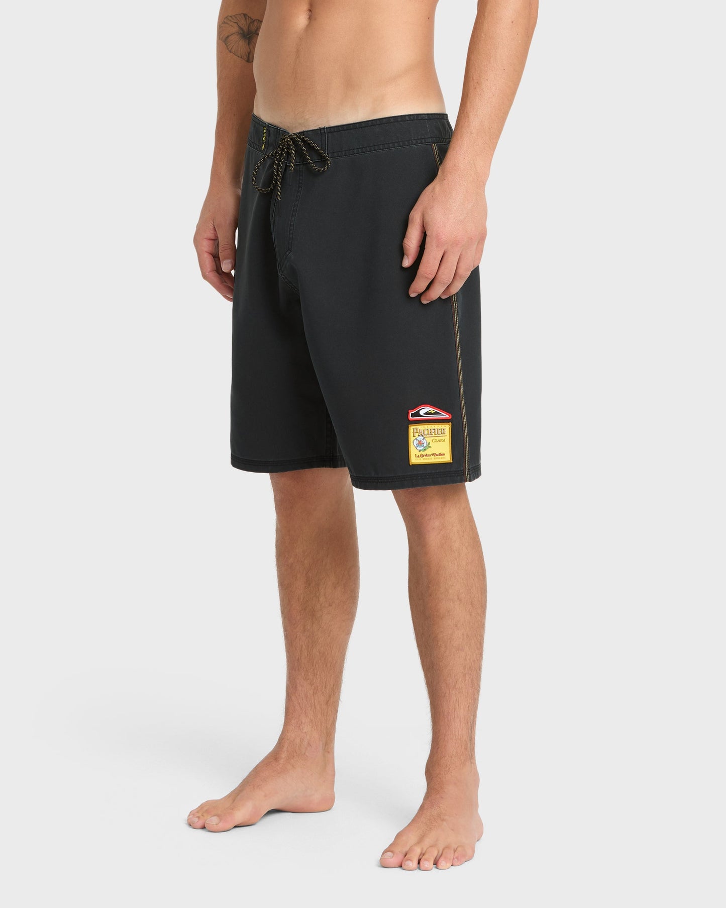 Pacifico Ballena 20" Boardshorts - Black