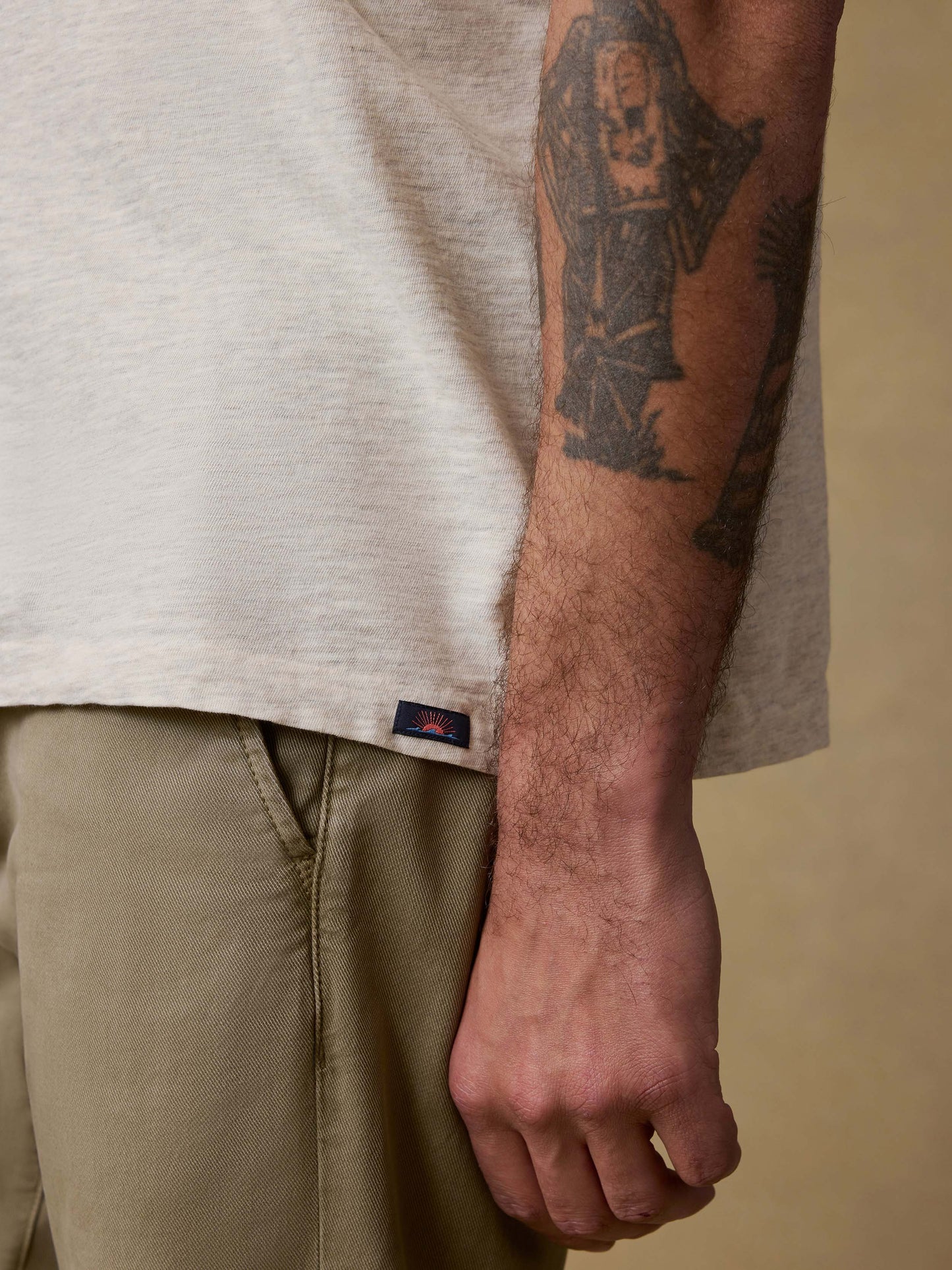 Short-Sleeve Sunwashed V-Neck Tee - Island Dune Heather