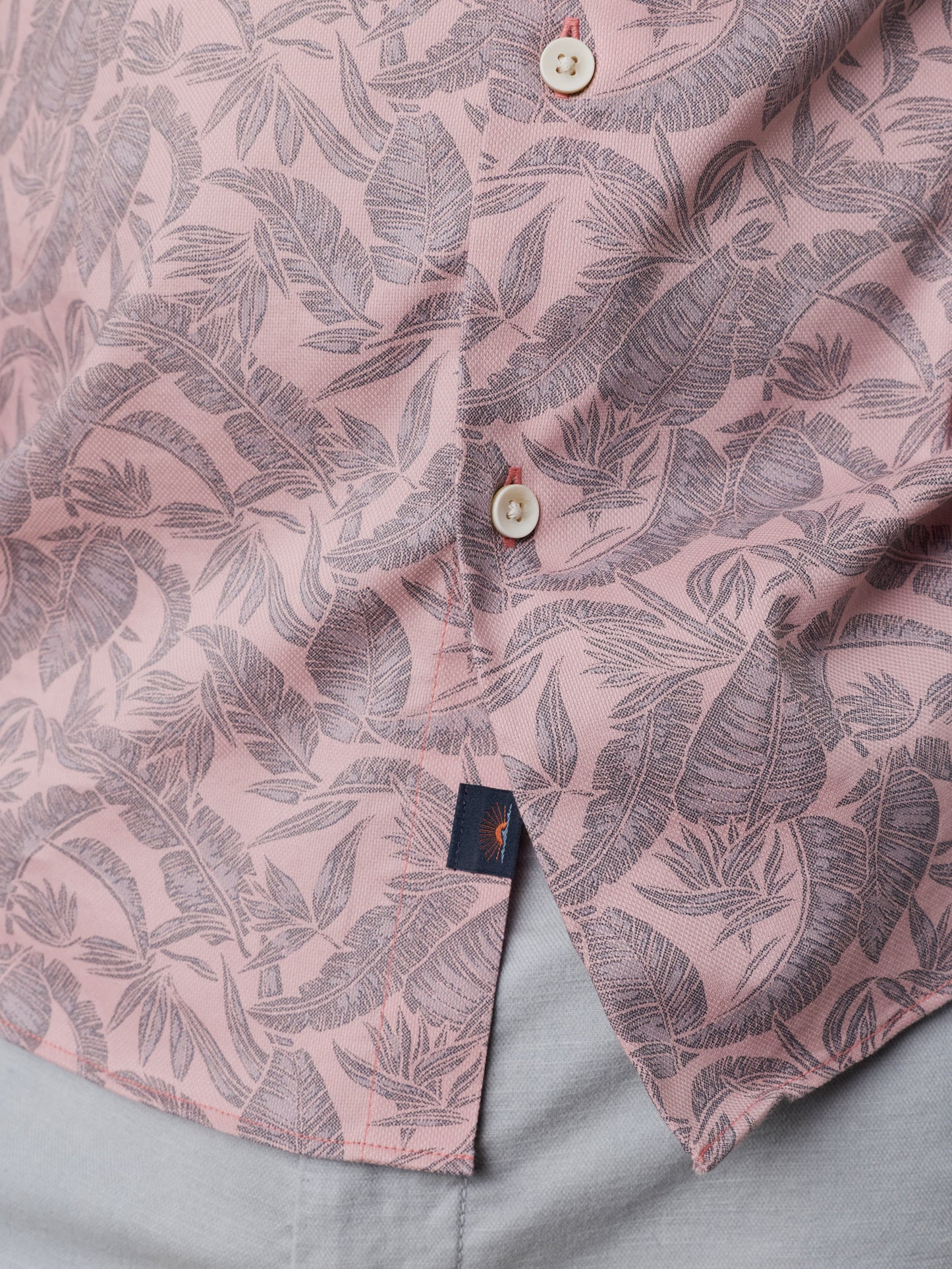 Short-Sleeve Movement™ Monterey Shirt - Mauve Tropic Foliage