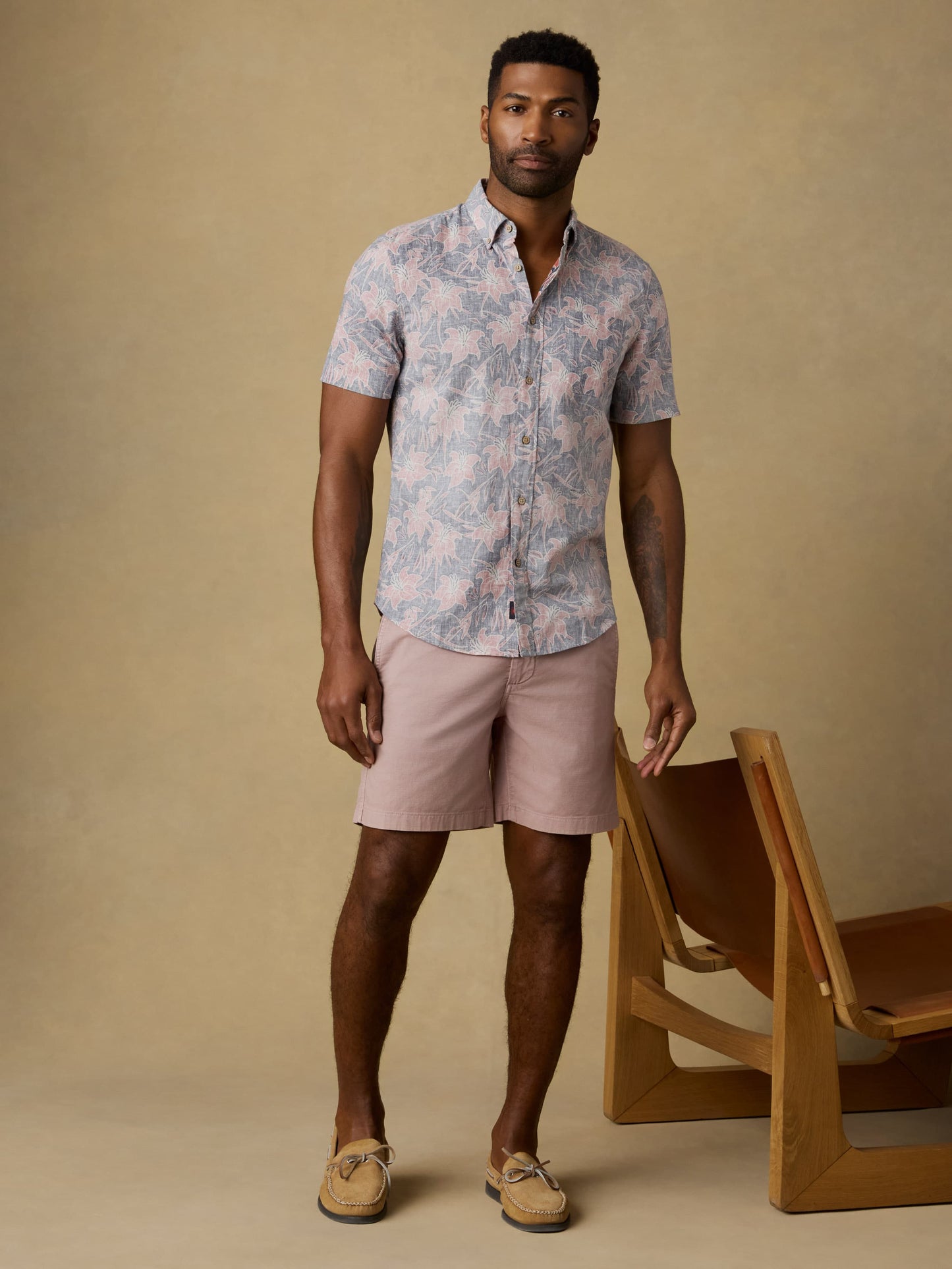 Short-Sleeve Breeze Shirt - Navy Red Lotus