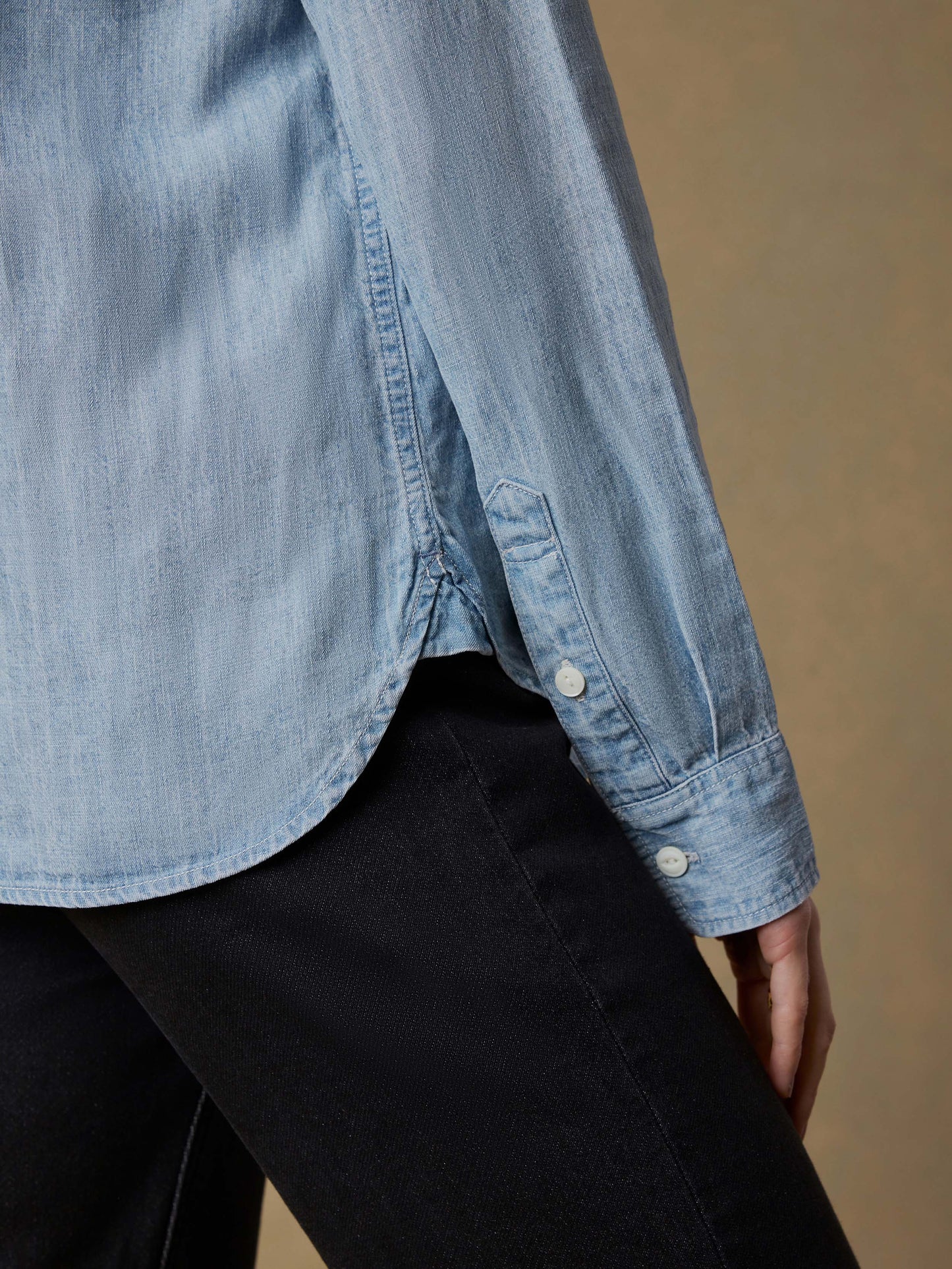 Tried & True Chambray Classic Shirt - Mid Wash