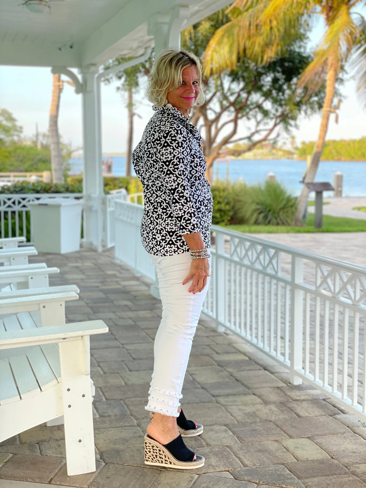 NAPLES DAY RUFFLE TOP
