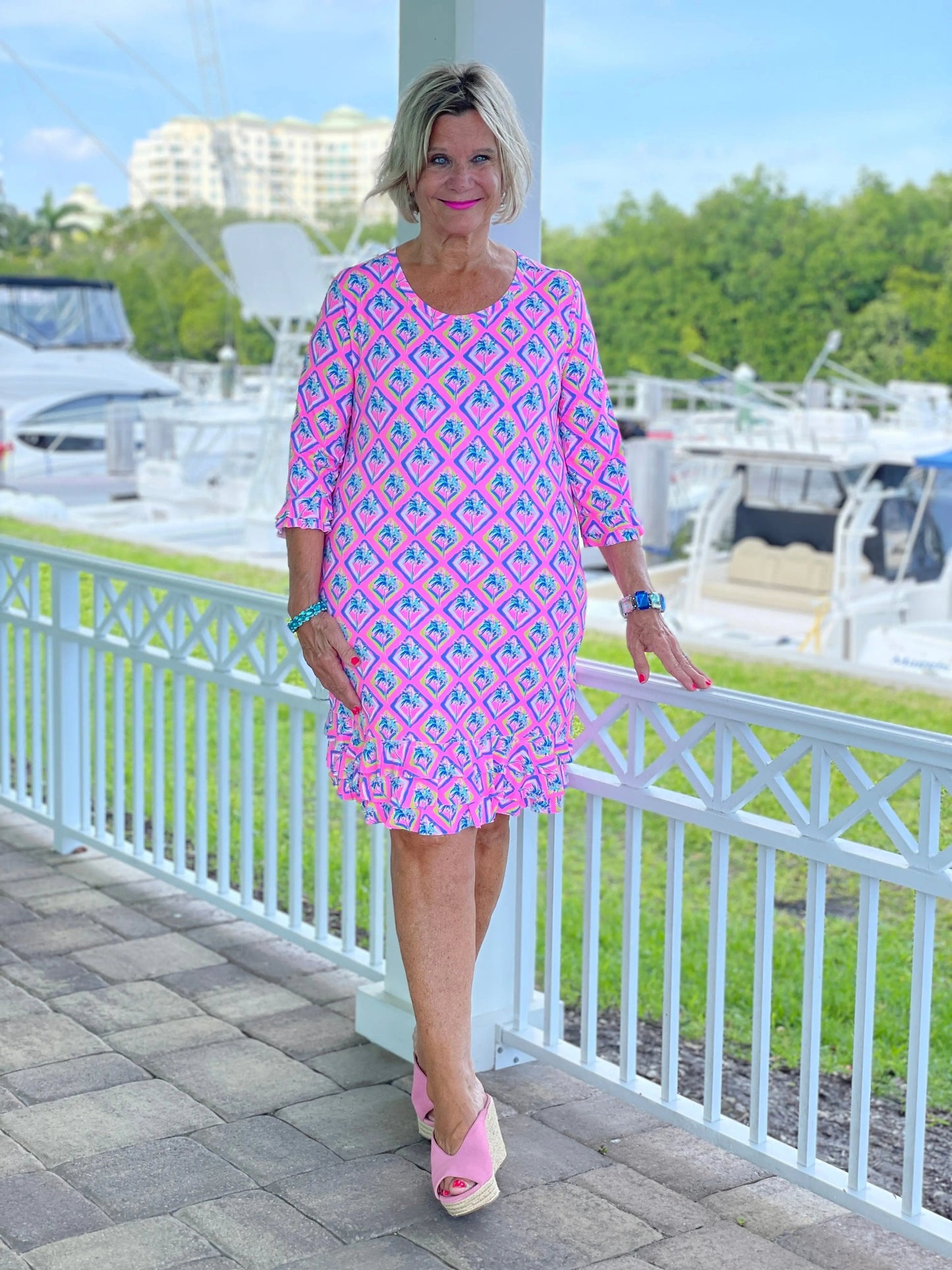 PALM TREE SIESTA RUFFLE SLEEVE DRESS